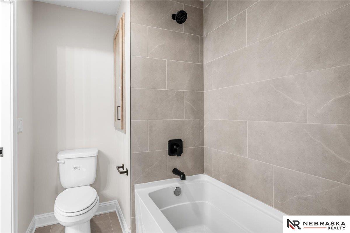 12616 S 78th Avenue, Papillion, NE, 68046