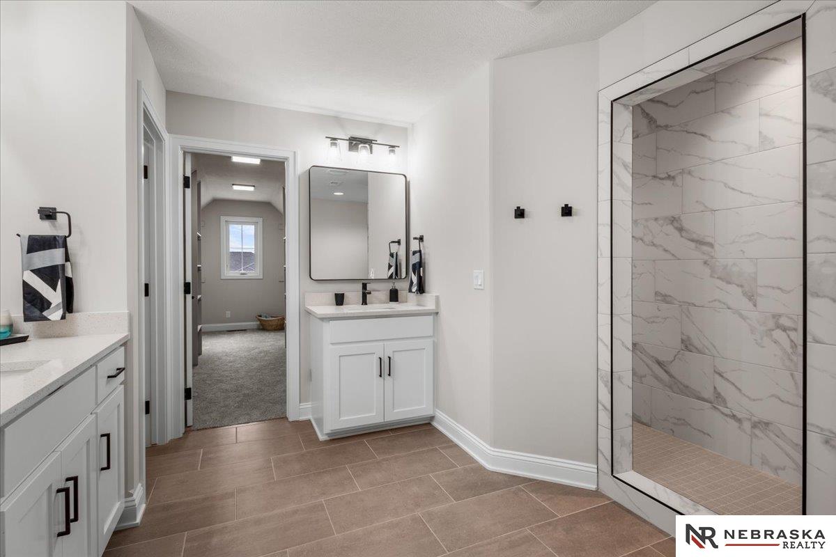 12616 S 78th Avenue, Papillion, NE, 68046