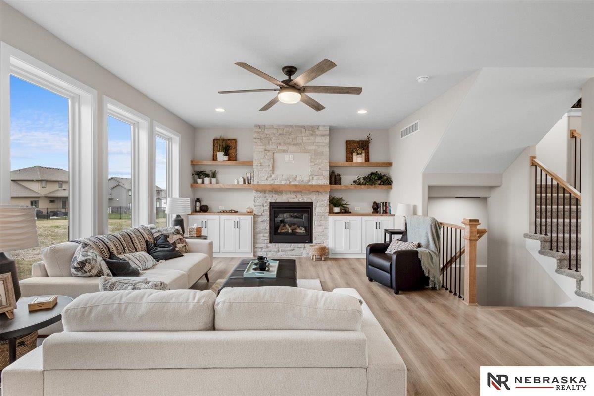 12616 S 78th Avenue, Papillion, NE, 68046