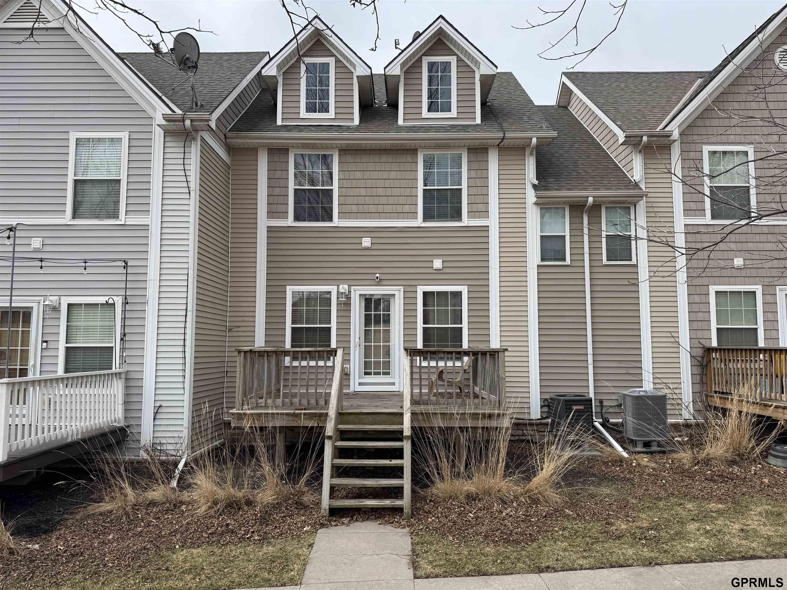 5911 N 166 Court, Omaha, NE, 68116