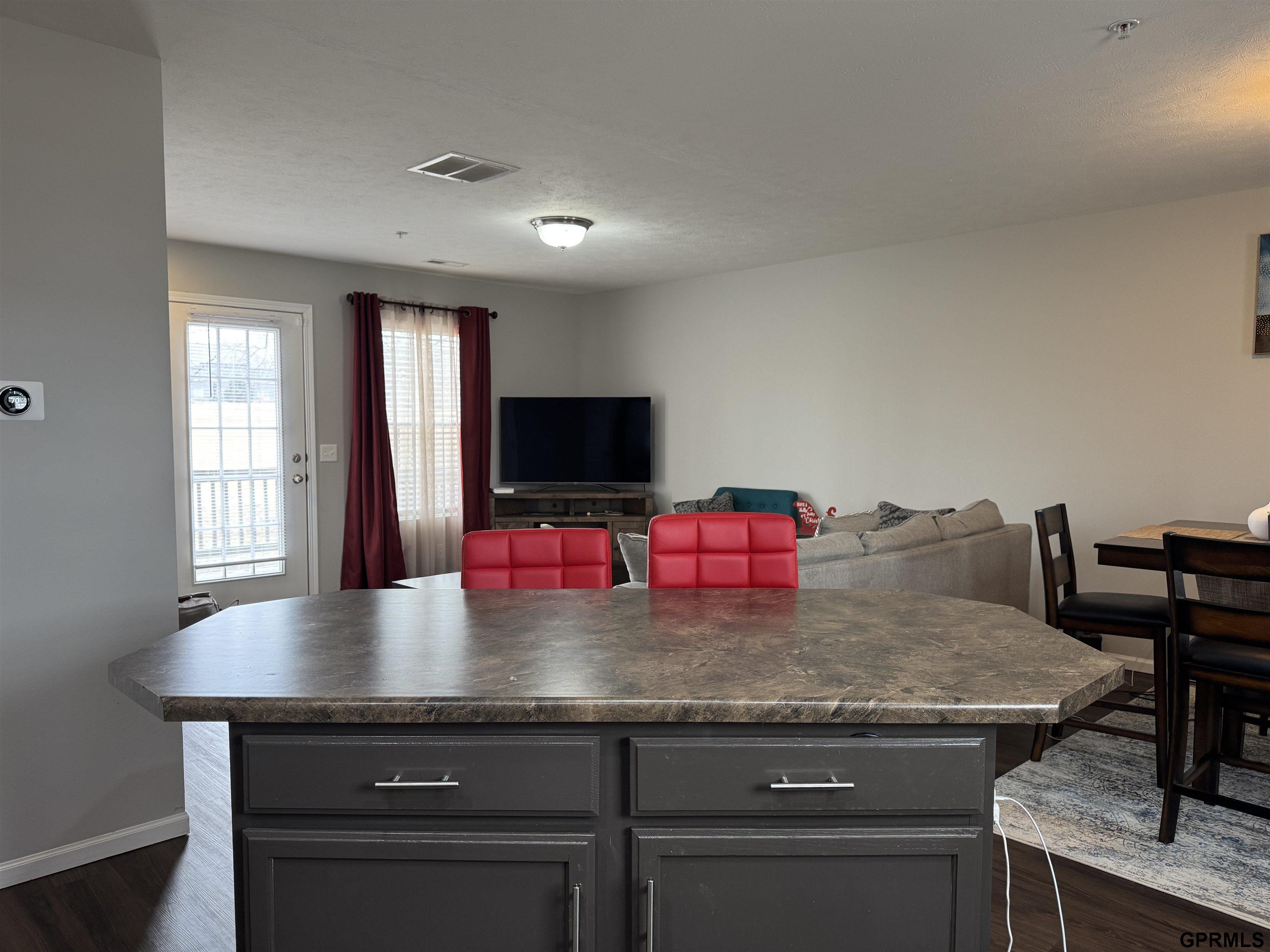 5911 N 166 Court, Omaha, NE, 68116