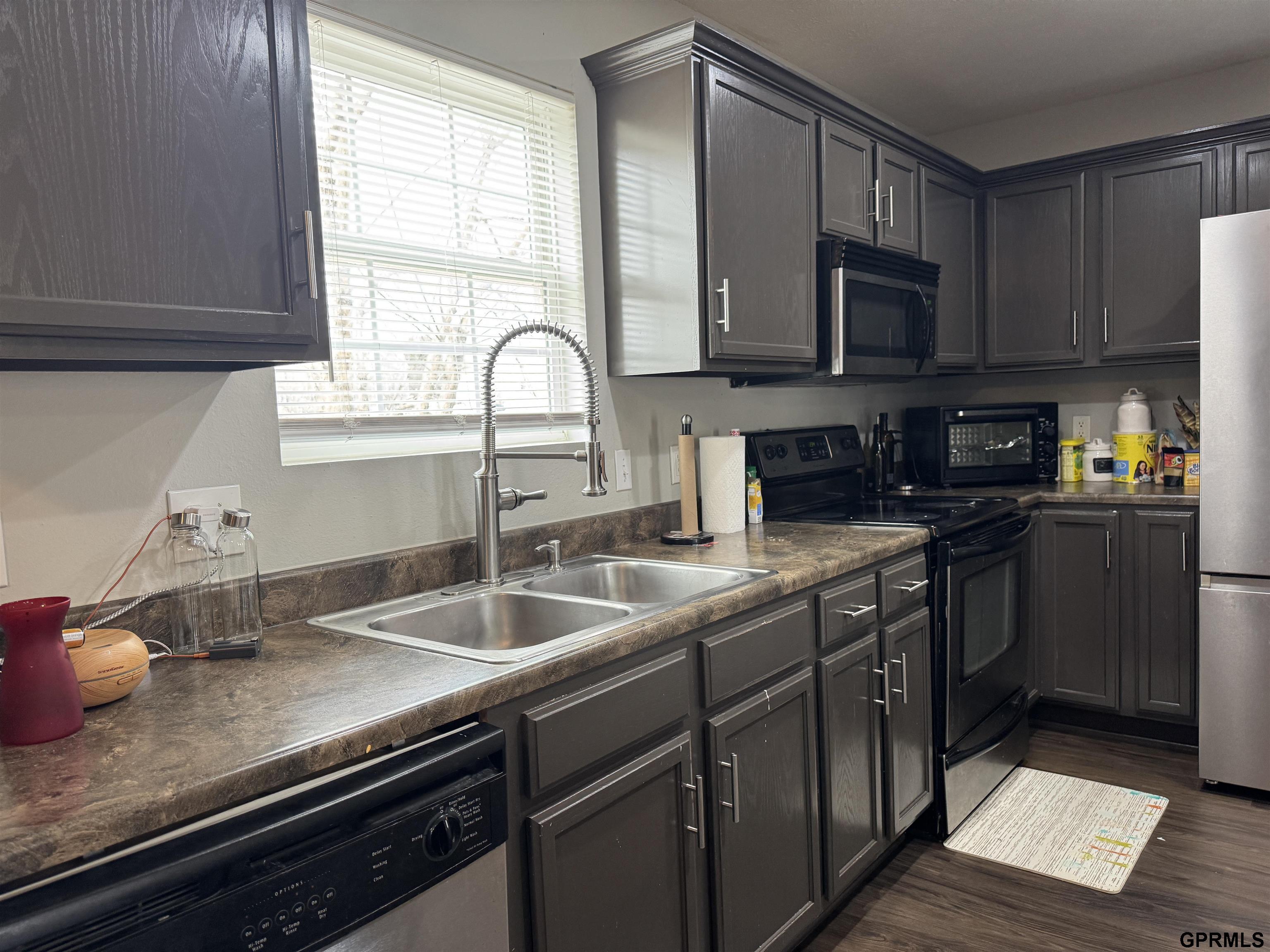 5911 N 166 Court, Omaha, NE, 68116