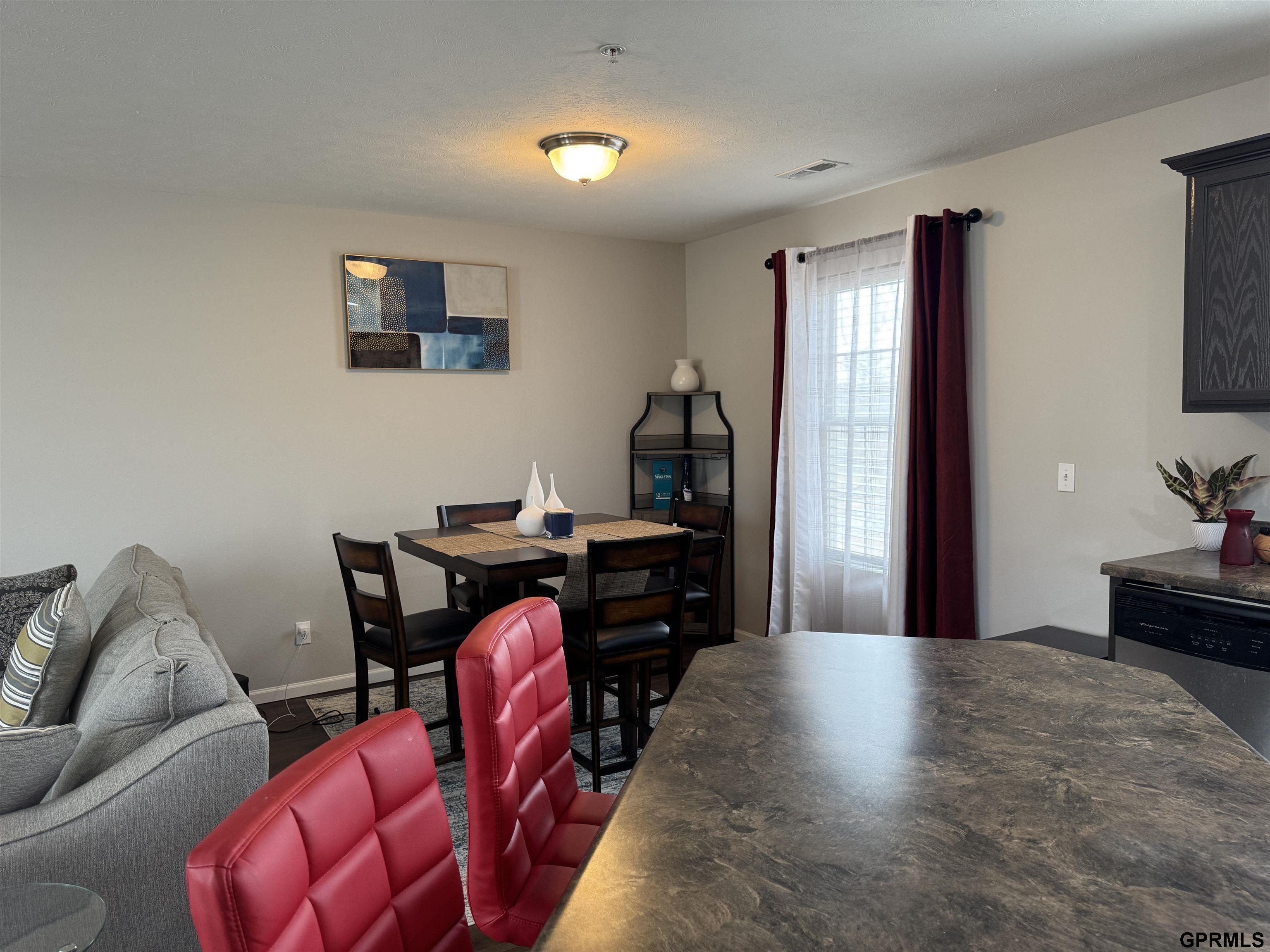 5911 N 166 Court, Omaha, NE, 68116