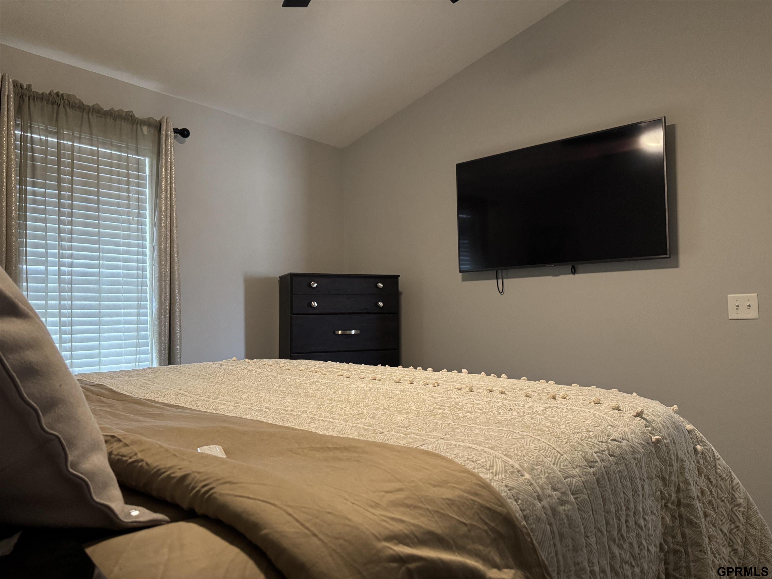 5911 N 166 Court, Omaha, NE, 68116