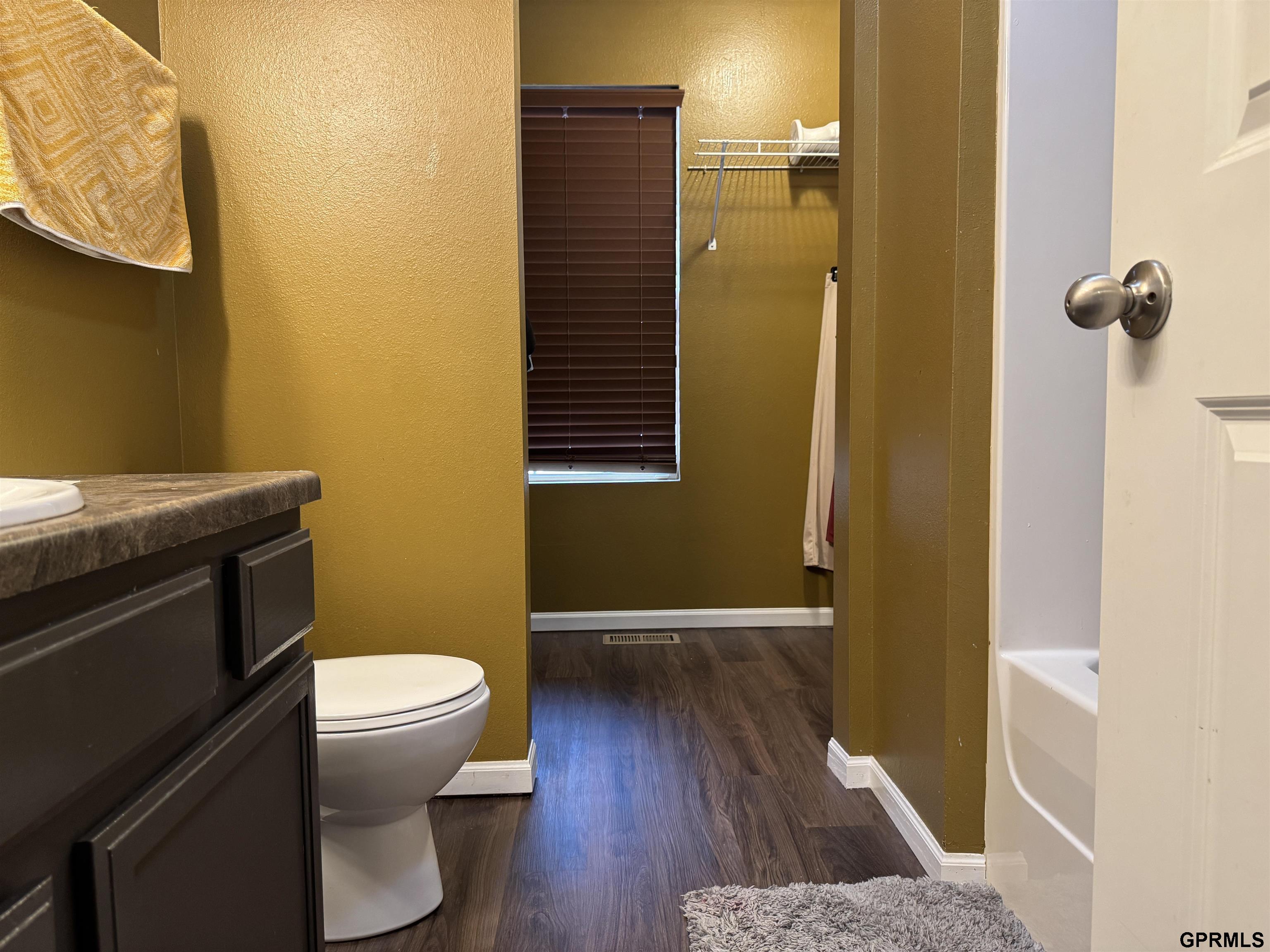 5911 N 166 Court, Omaha, NE, 68116