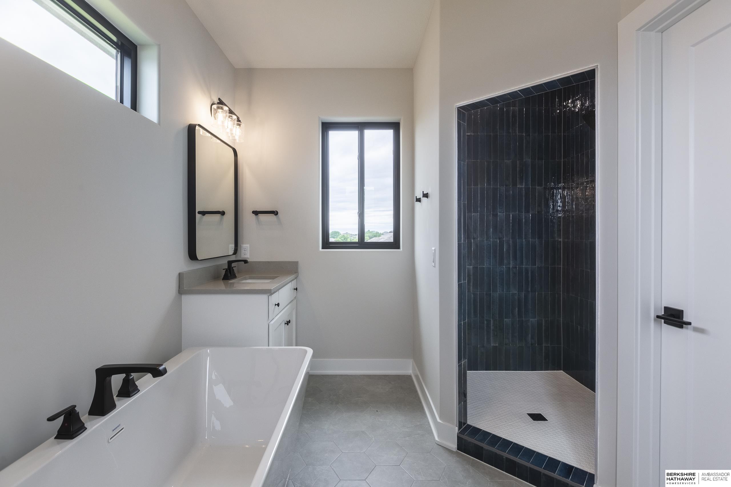 11511 Cooper Street, Papillion, NE, 68046