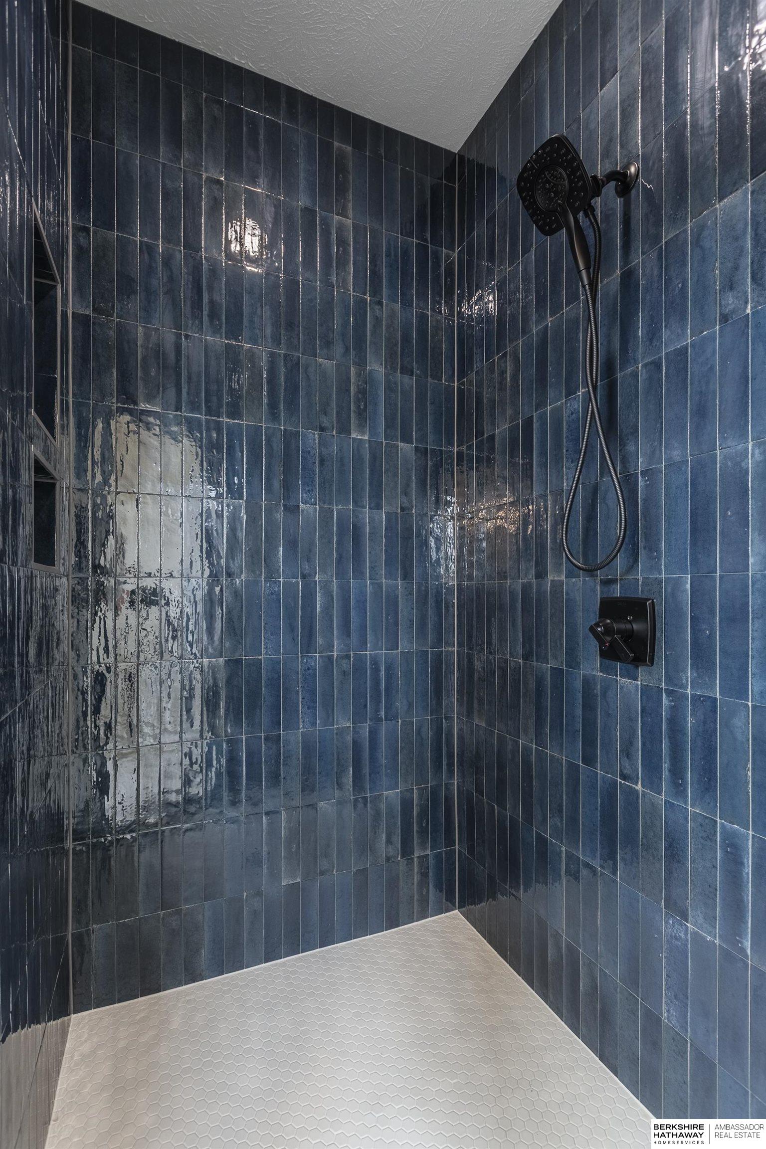 11511 Cooper Street, Papillion, NE, 68046