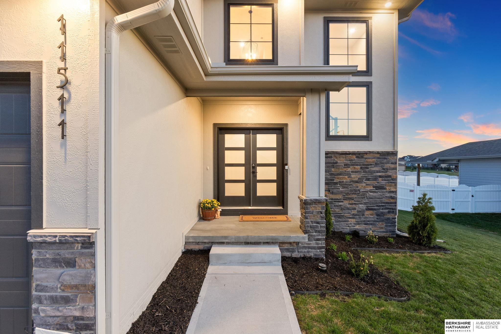 11511 Cooper Street, Papillion, NE, 68046