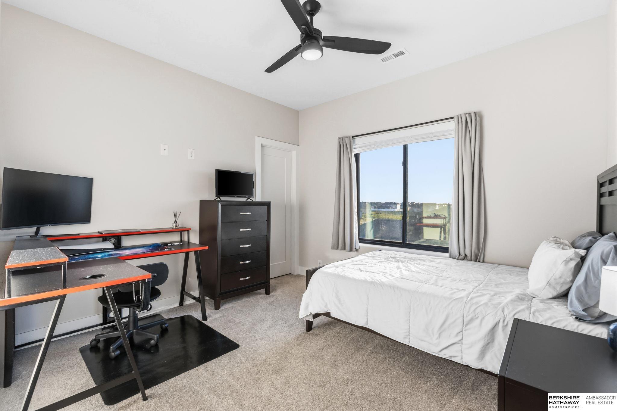 11511 Cooper Street, Papillion, NE, 68046