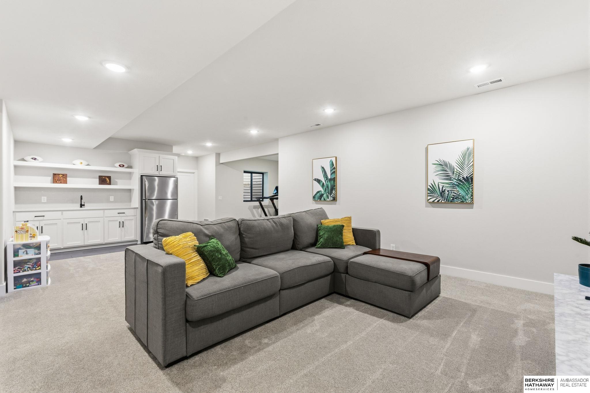 11511 Cooper Street, Papillion, NE, 68046