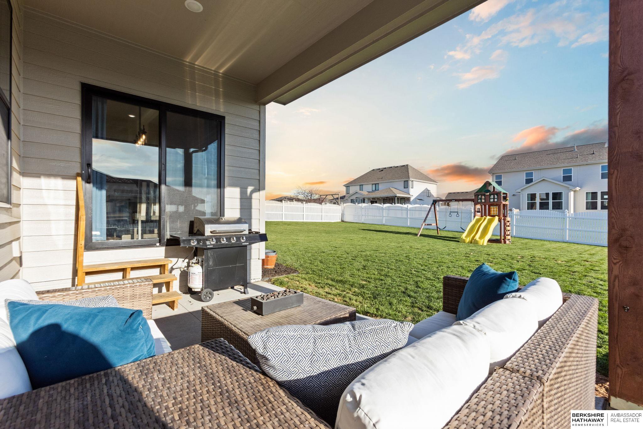 11511 Cooper Street, Papillion, NE, 68046