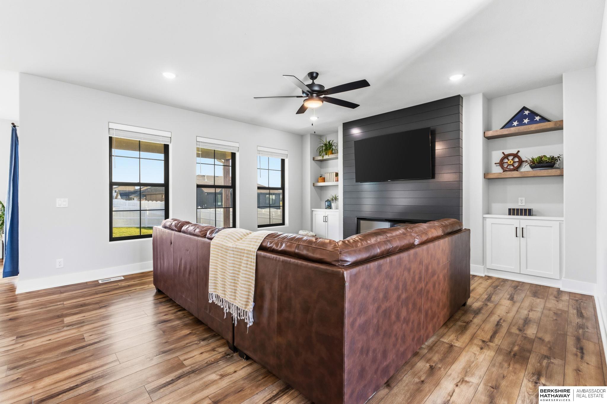 11511 Cooper Street, Papillion, NE, 68046