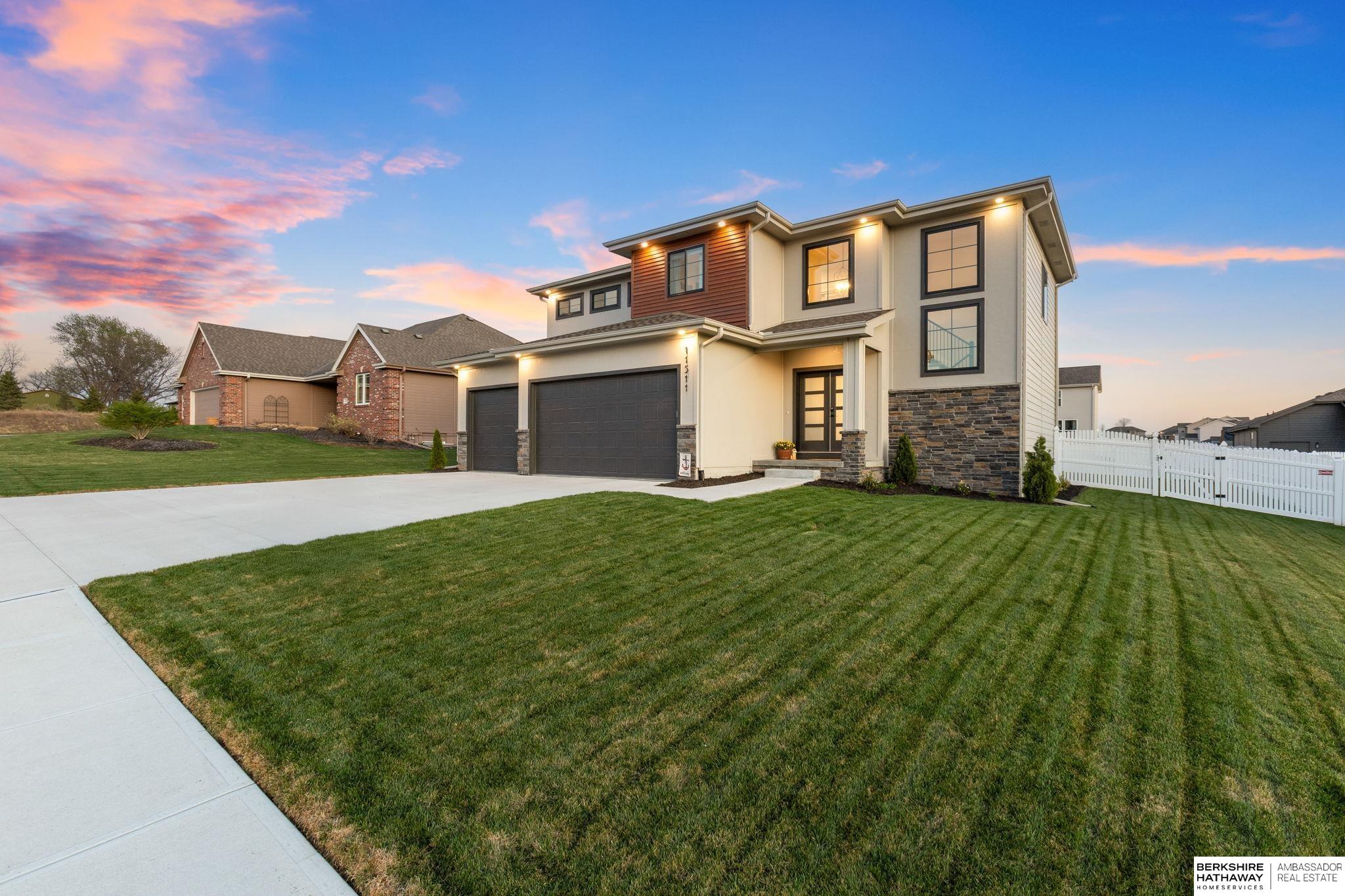 11511 Cooper Street, Papillion, NE, 68046