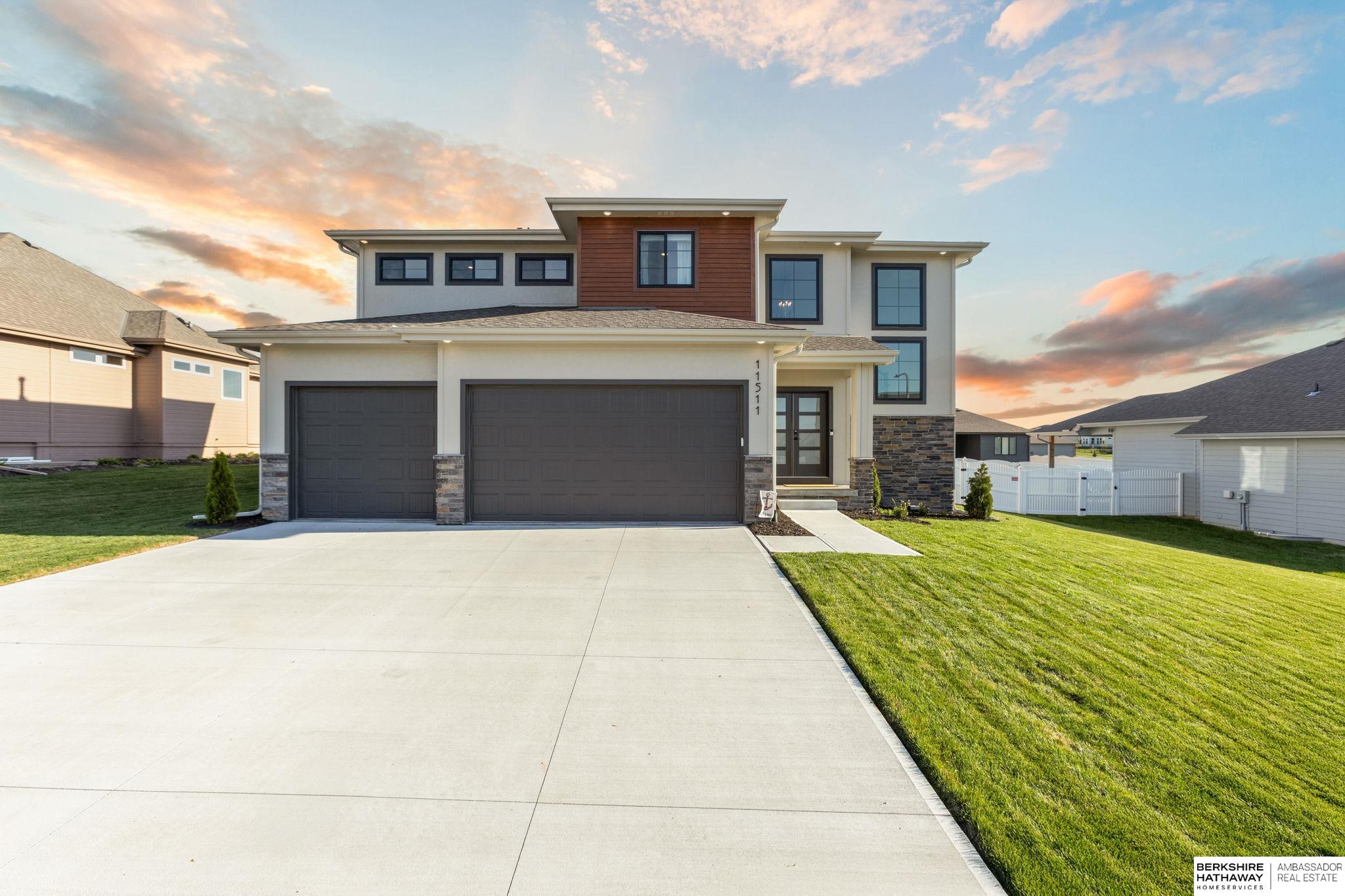 11511 Cooper Street, Papillion, NE, 68046