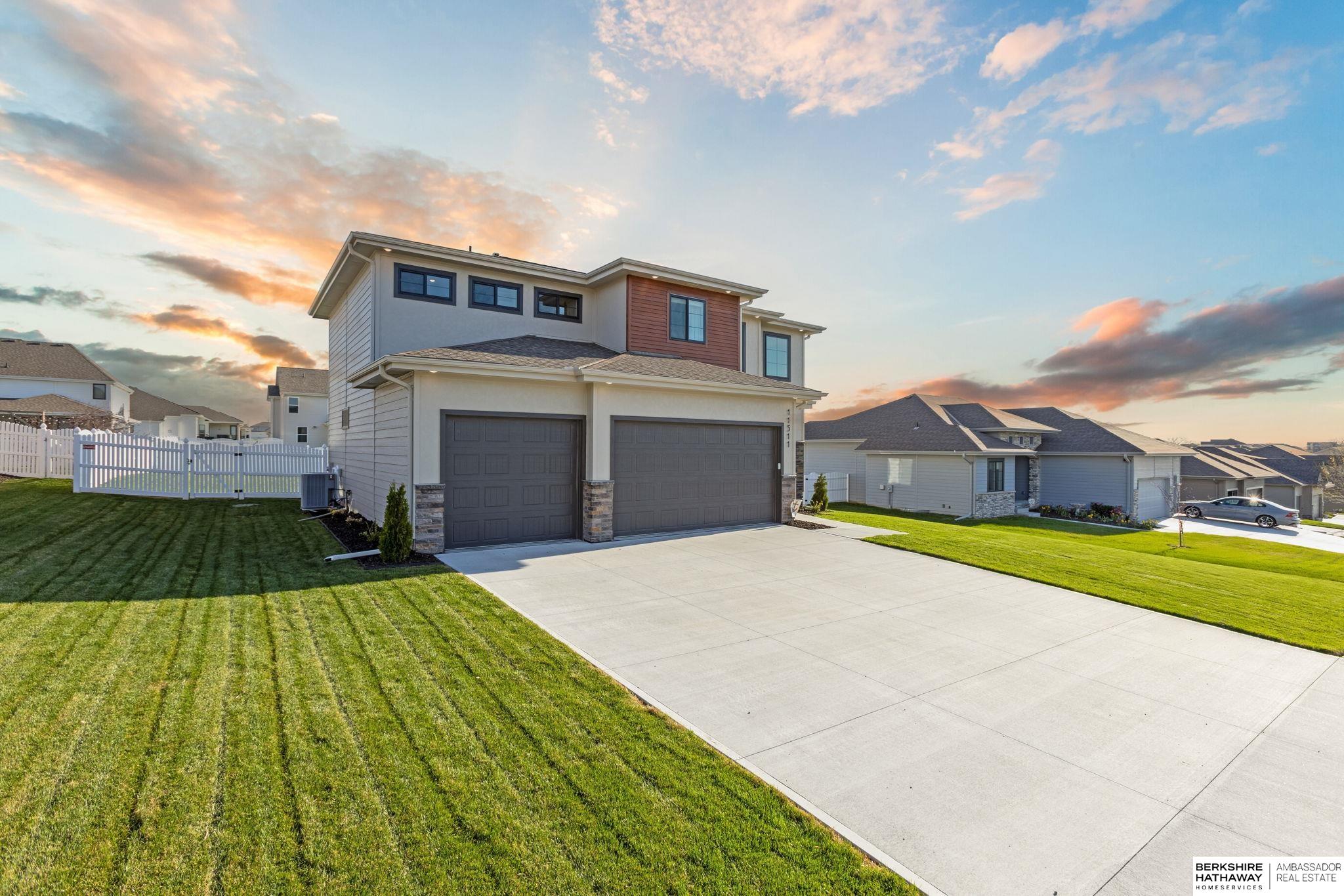 11511 Cooper Street, Papillion, NE, 68046