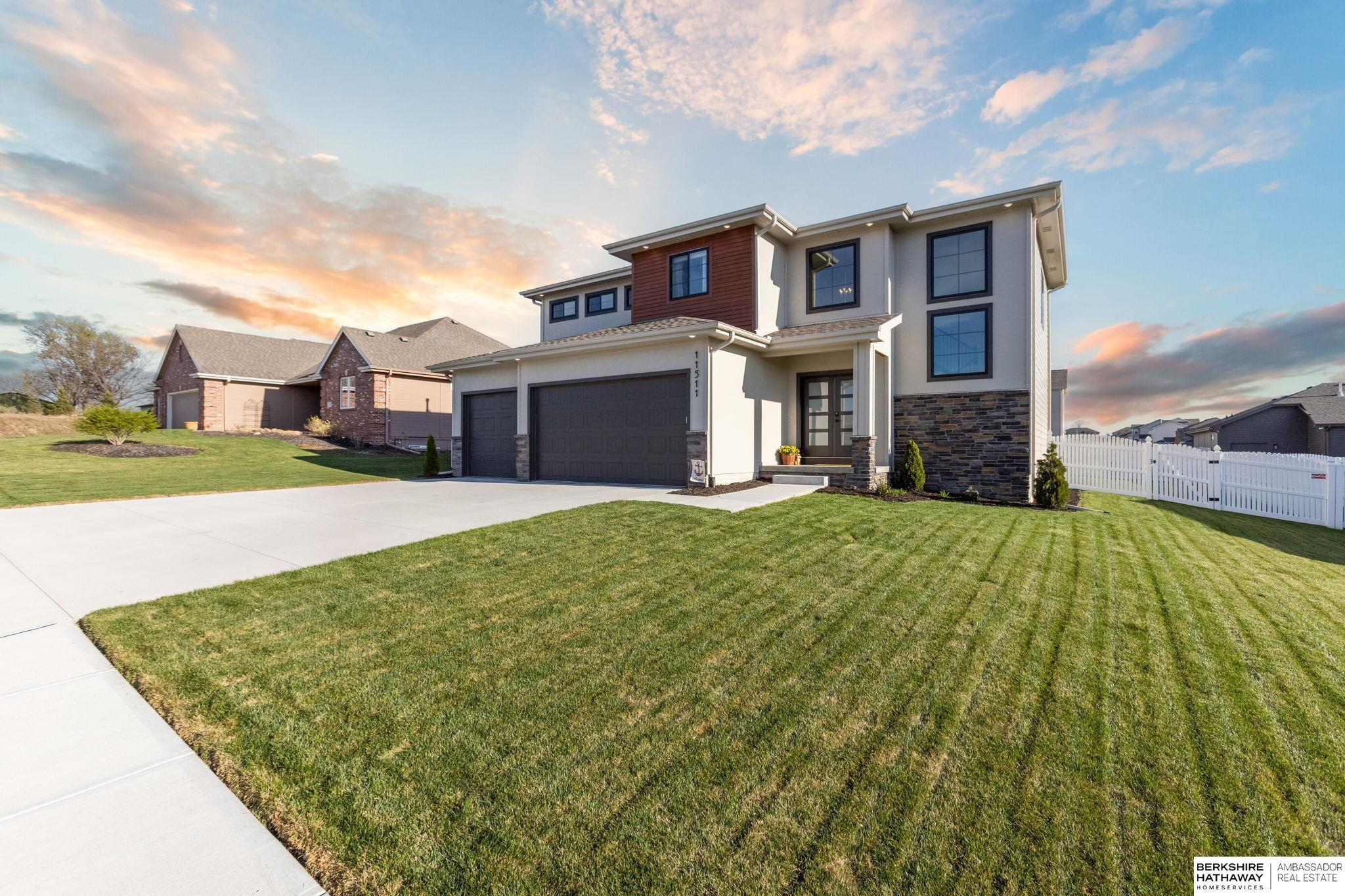 11511 Cooper Street, Papillion, NE, 68046