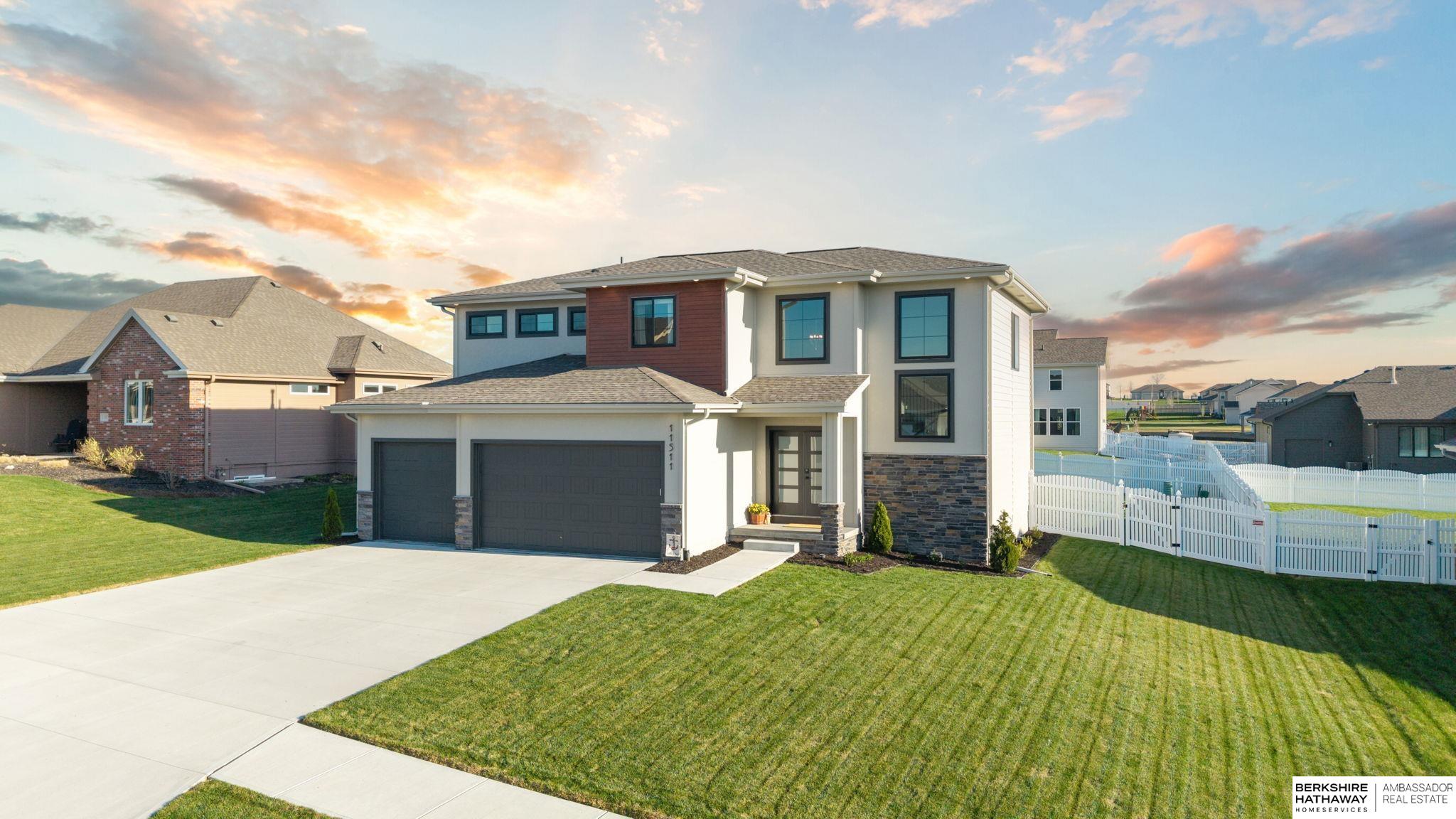 11511 Cooper Street, Papillion, NE, 68046