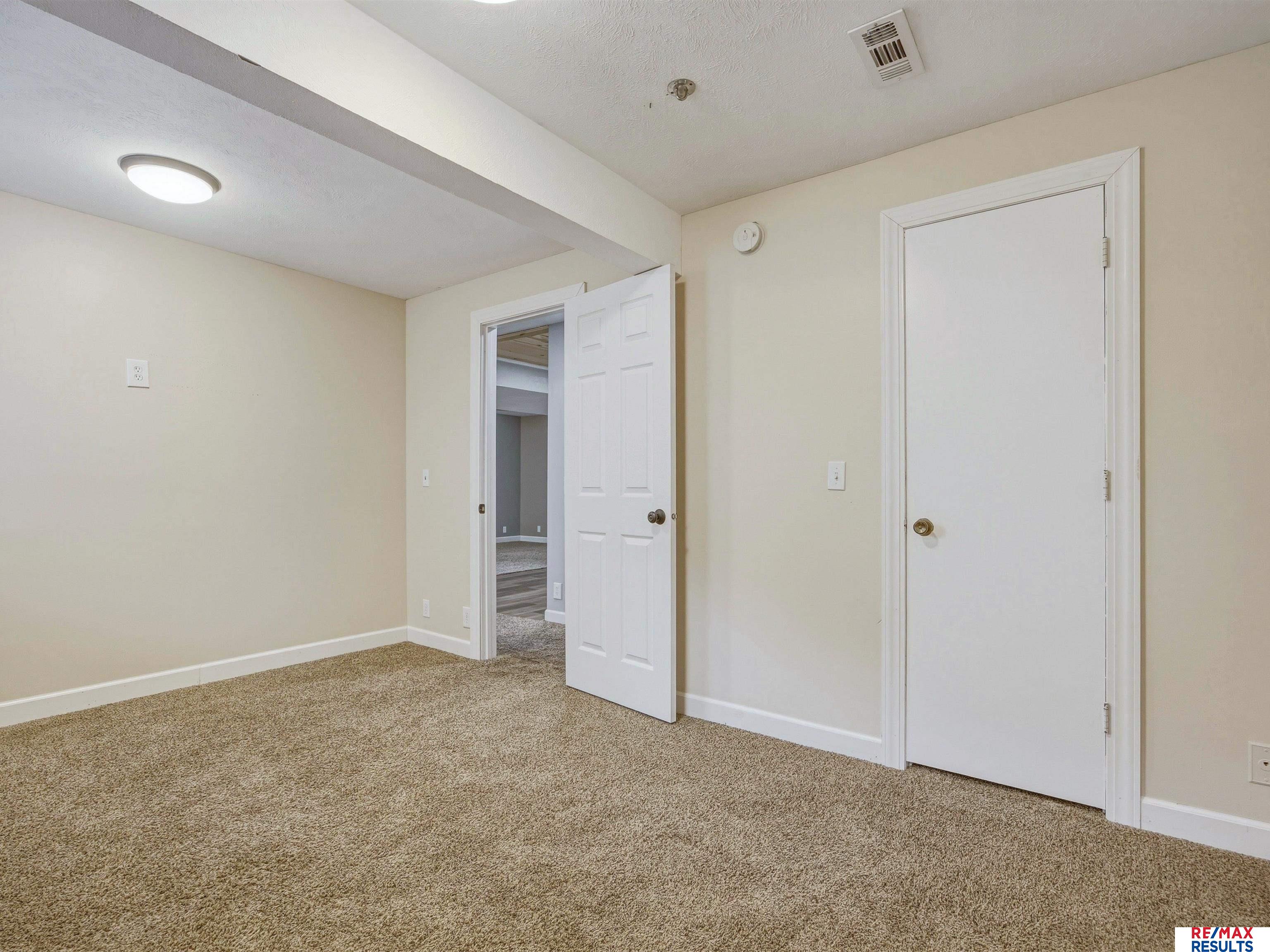 1108 Conestoga Road, Papillion, NE, 68046