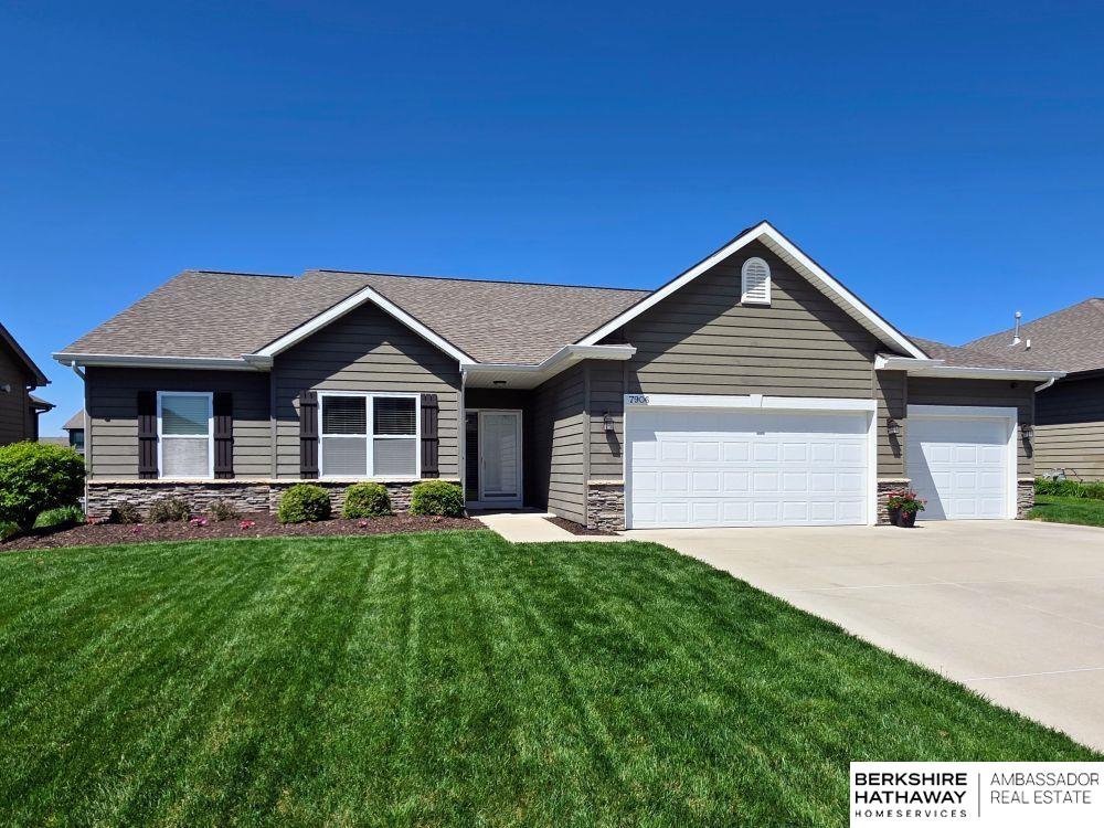 20882 Camelback Avenue, Gretna, NE, 68028