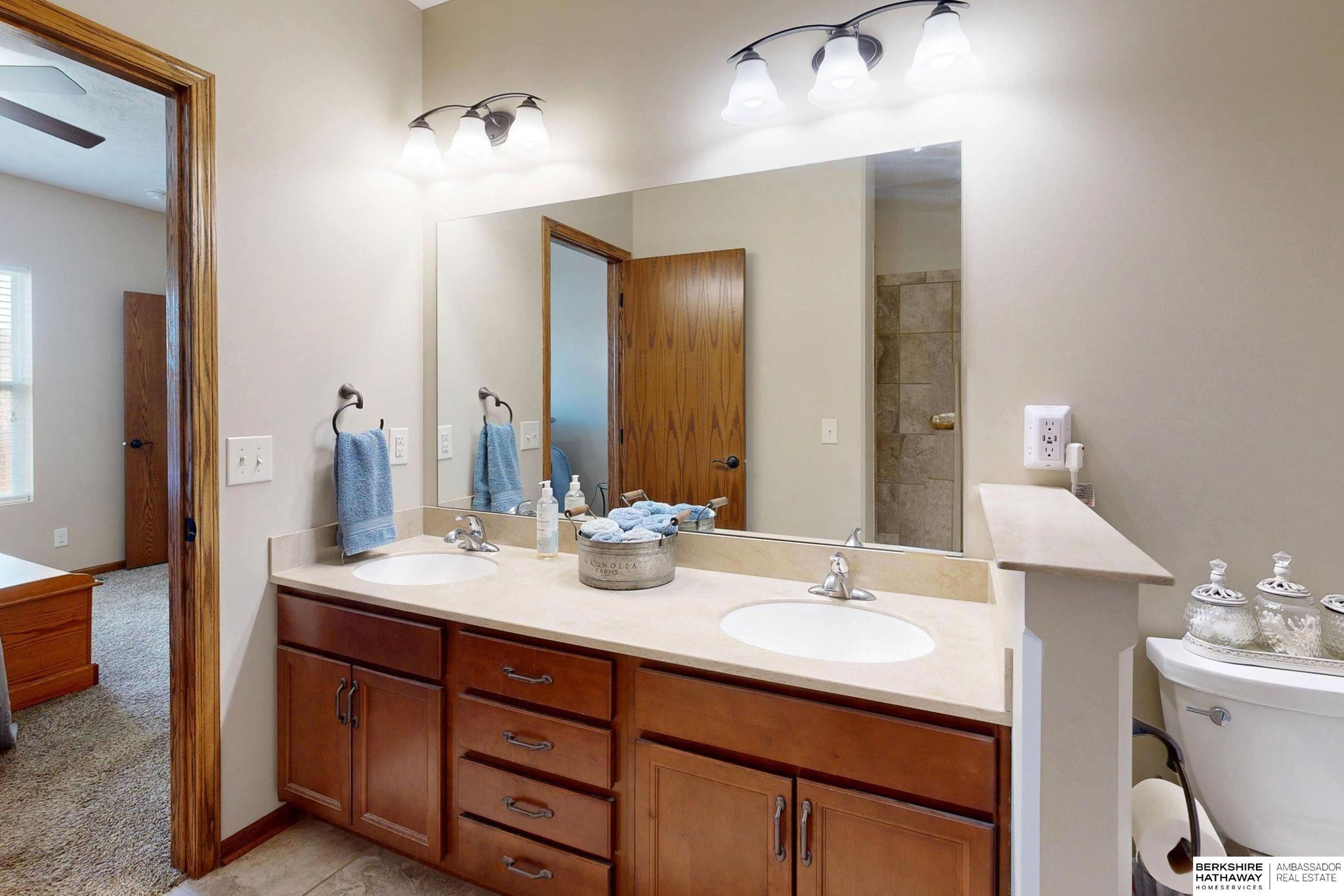 7906 193 Street, Gretna, NE, 68028