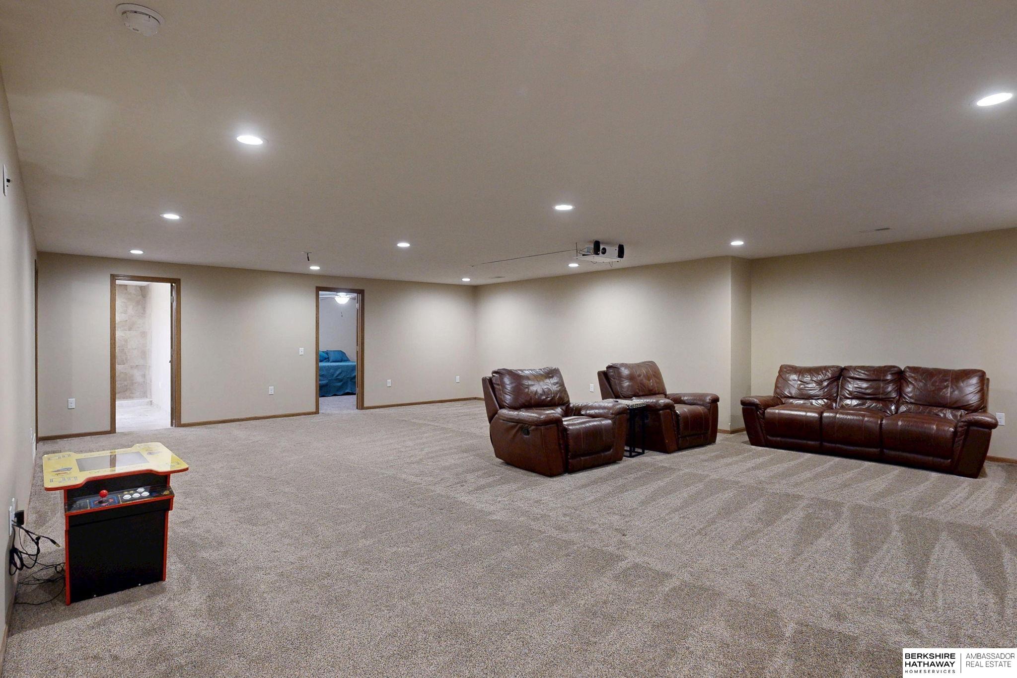 7906 193 Street, Gretna, NE, 68028