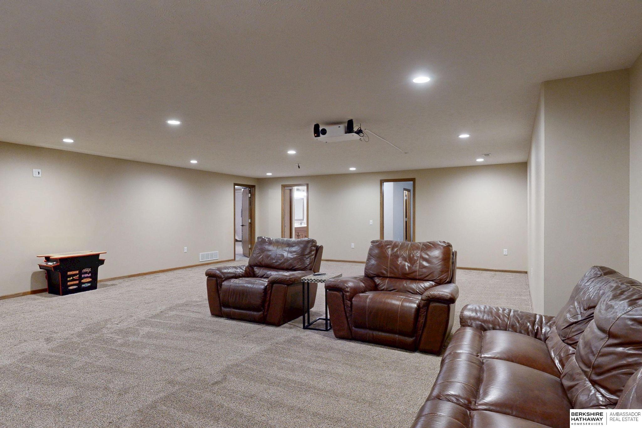 7906 193 Street, Gretna, NE, 68028