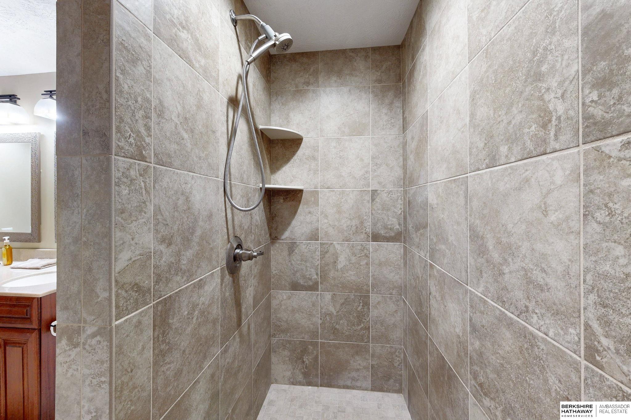 7906 193 Street, Gretna, NE, 68028