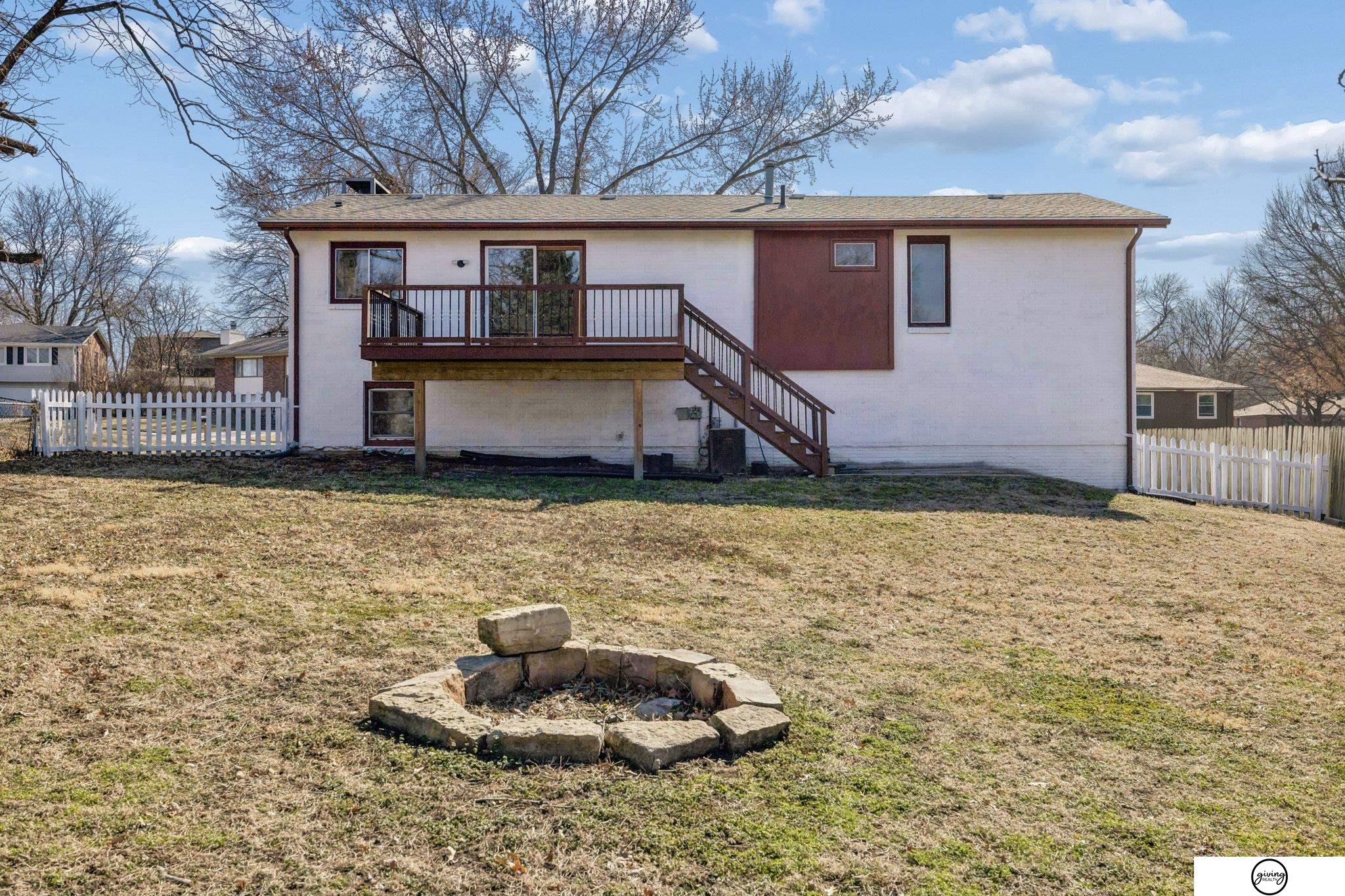 2610 Surrey Court, Lincoln, NE, 68512