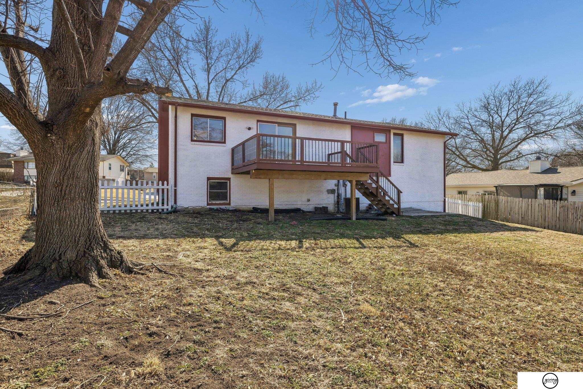 2610 Surrey Court, Lincoln, NE, 68512