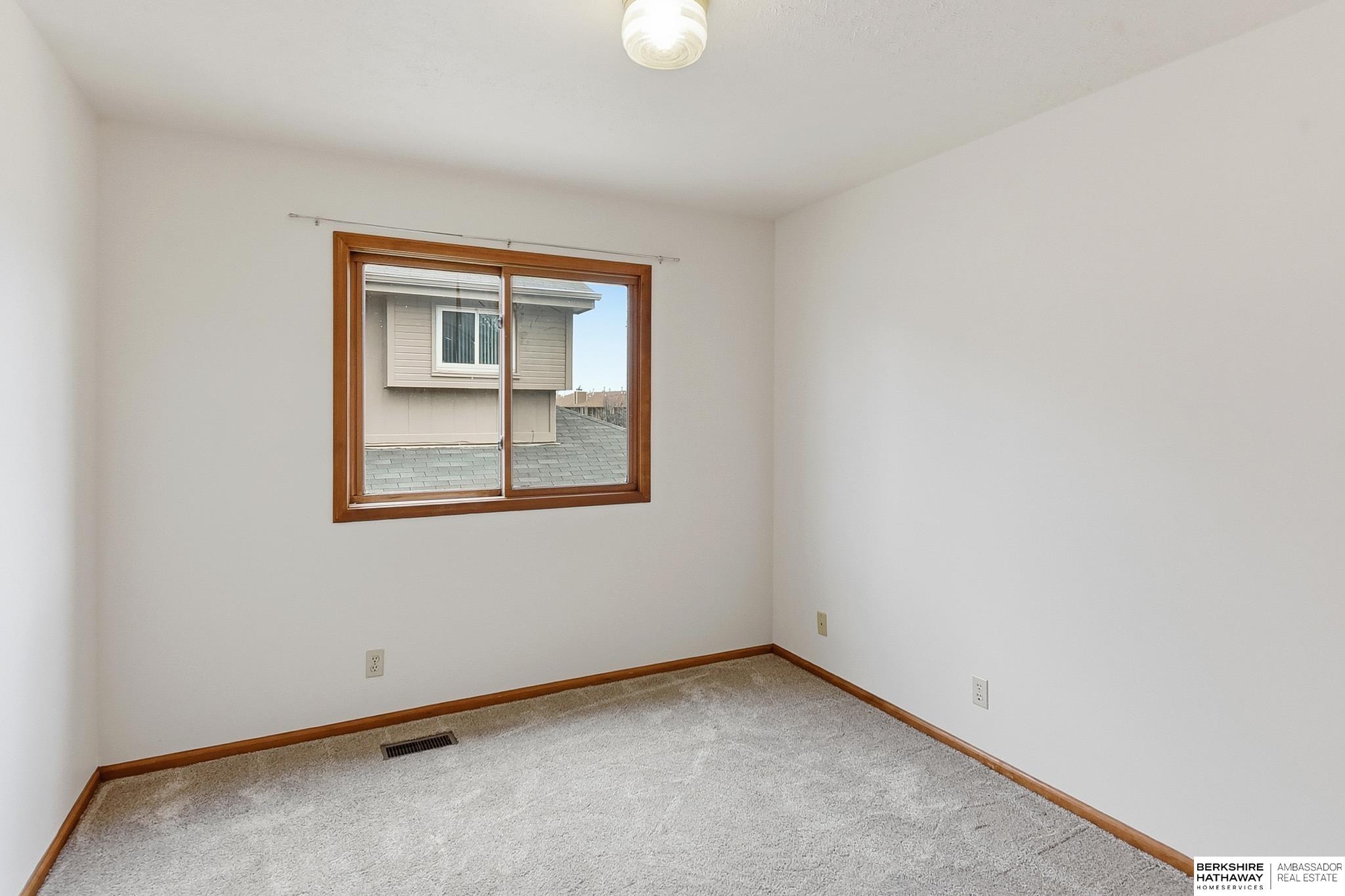 3508 N 104th Avenue, Omaha, NE, 68134