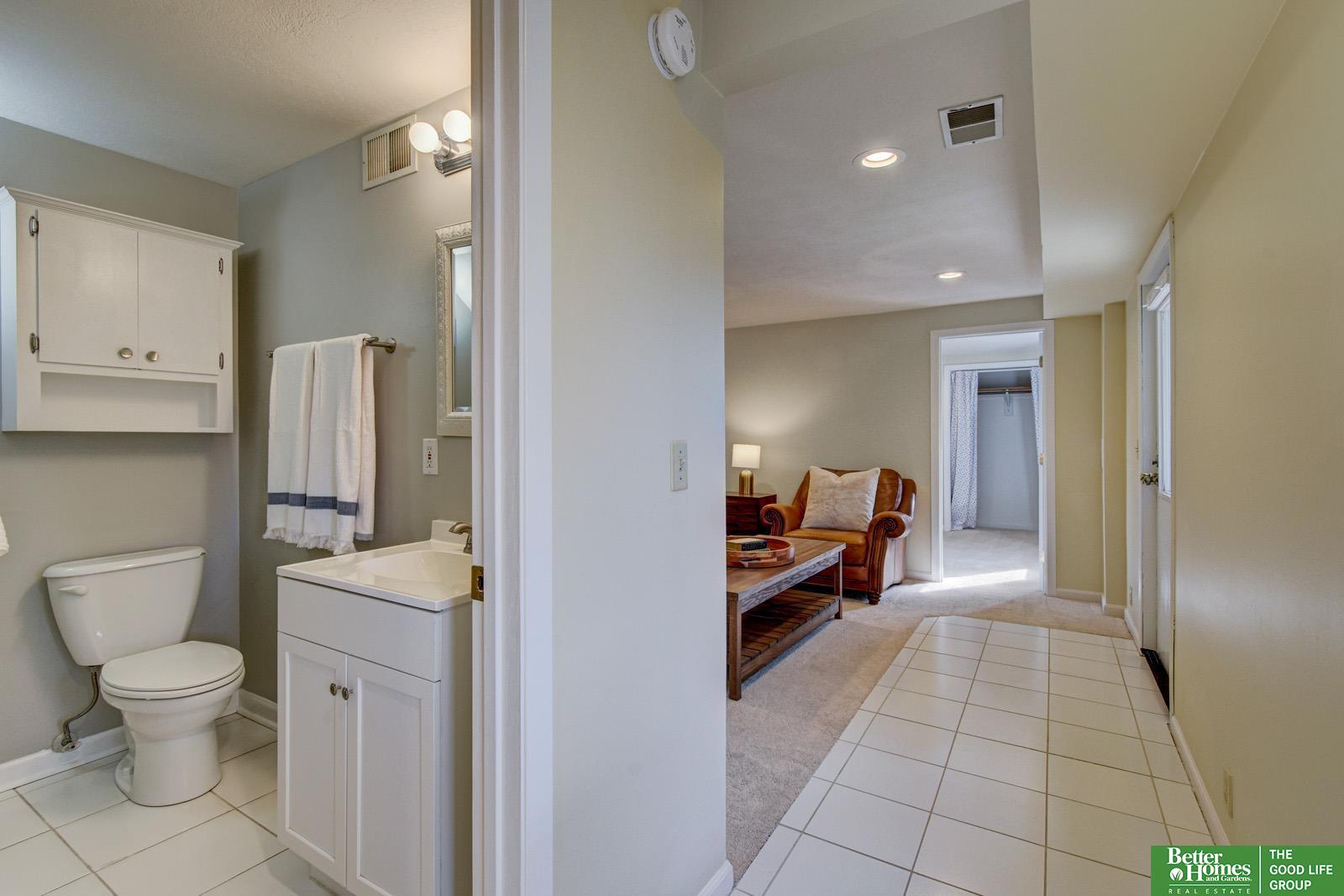 2206 S 46th Avenue, Omaha, NE, 68106