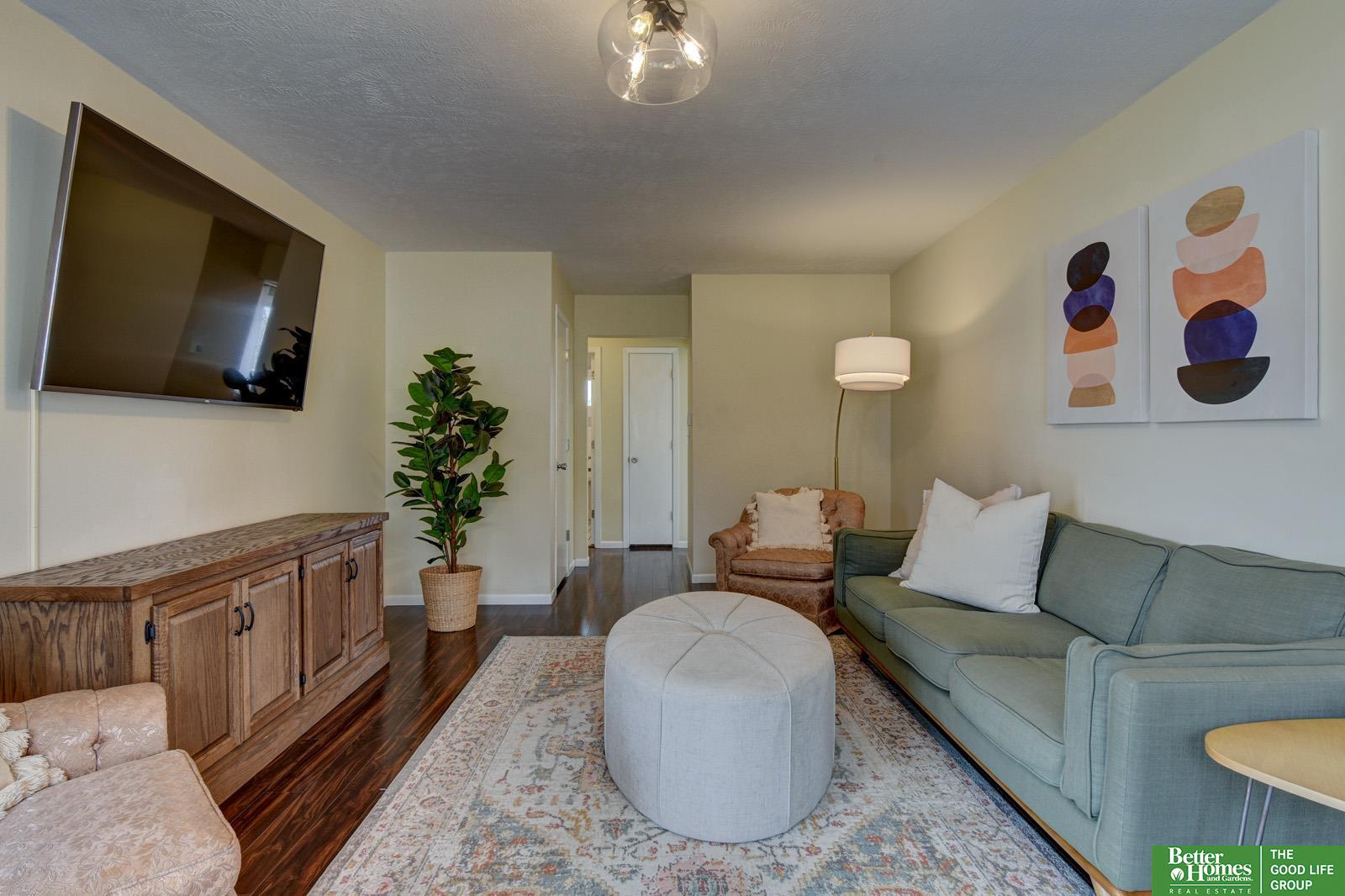 2206 S 46th Avenue, Omaha, NE, 68106