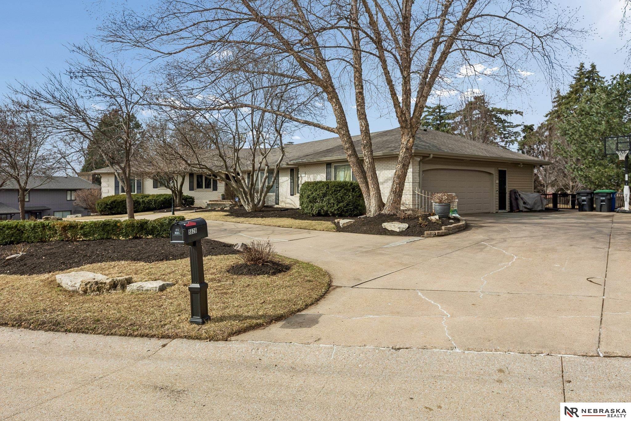 5626 S 125th Circle, Omaha, NE, 68137