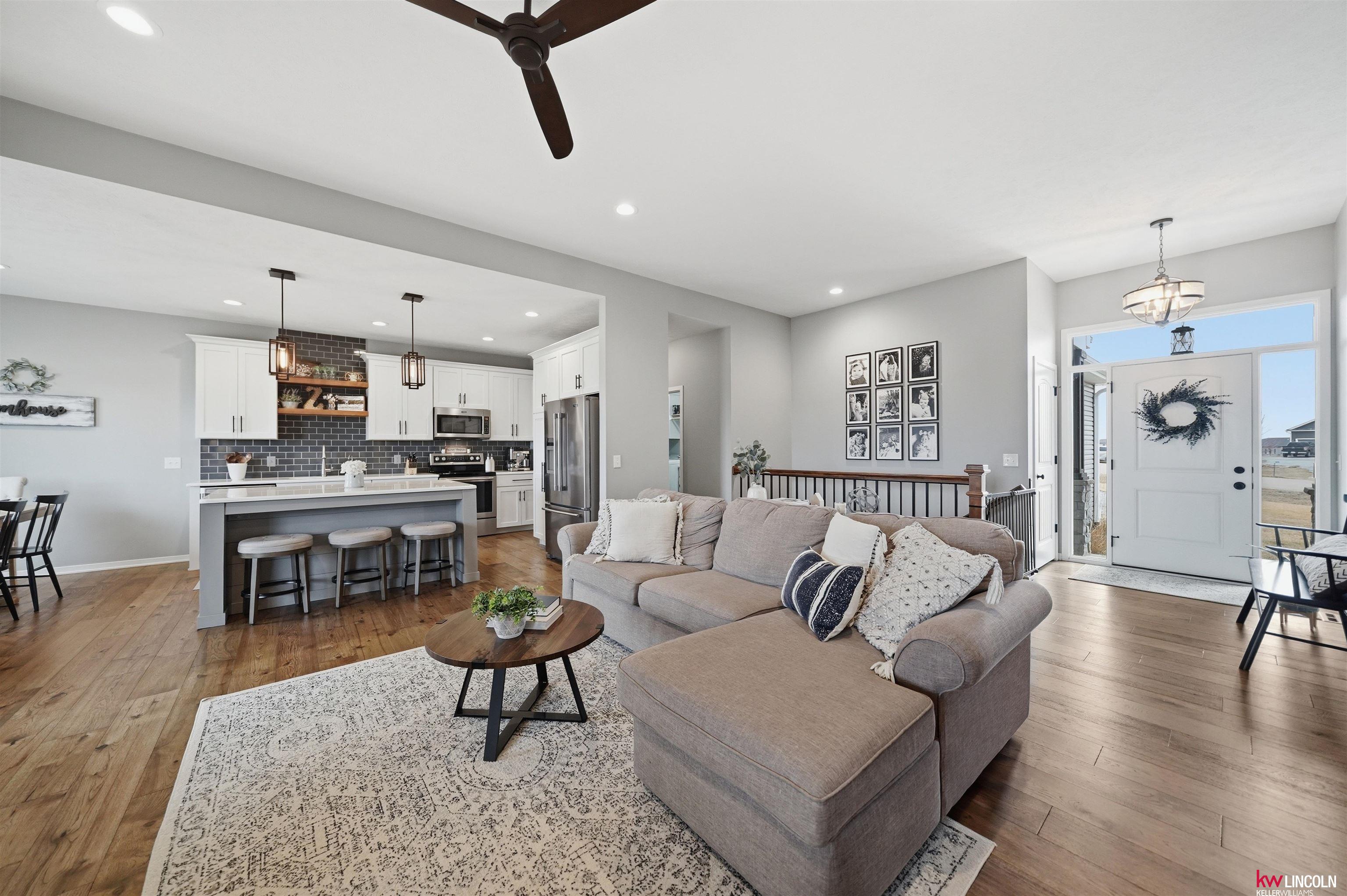 9930 Paris Court, Lincoln, NE, 68339