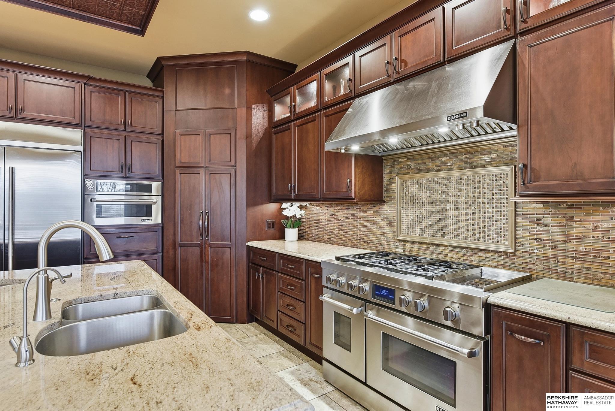 1206 199th Street, Omaha, NE, 68130