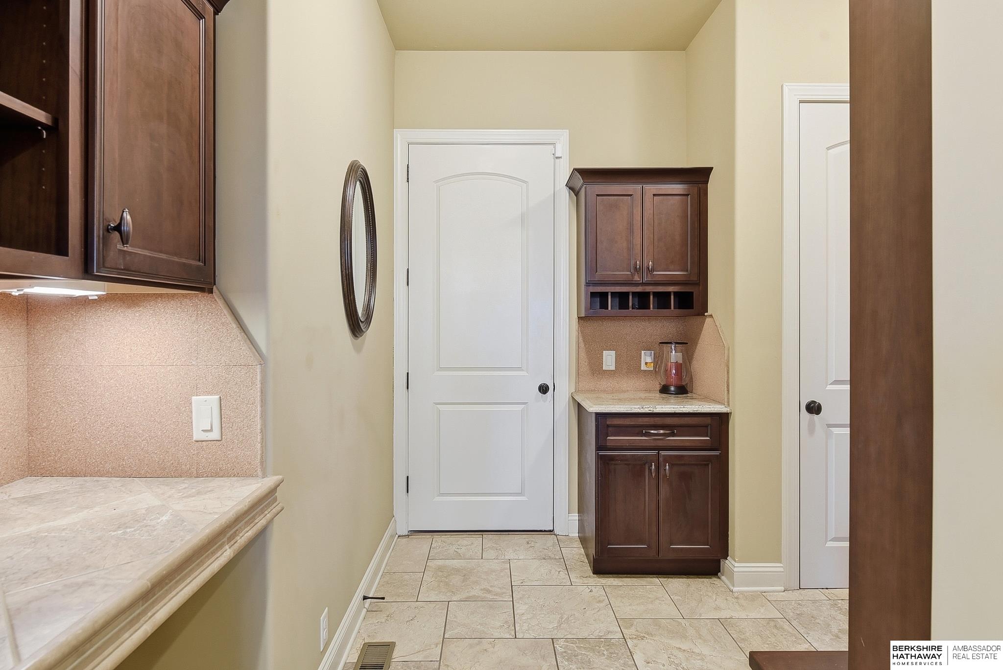 1206 199th Street, Omaha, NE, 68130