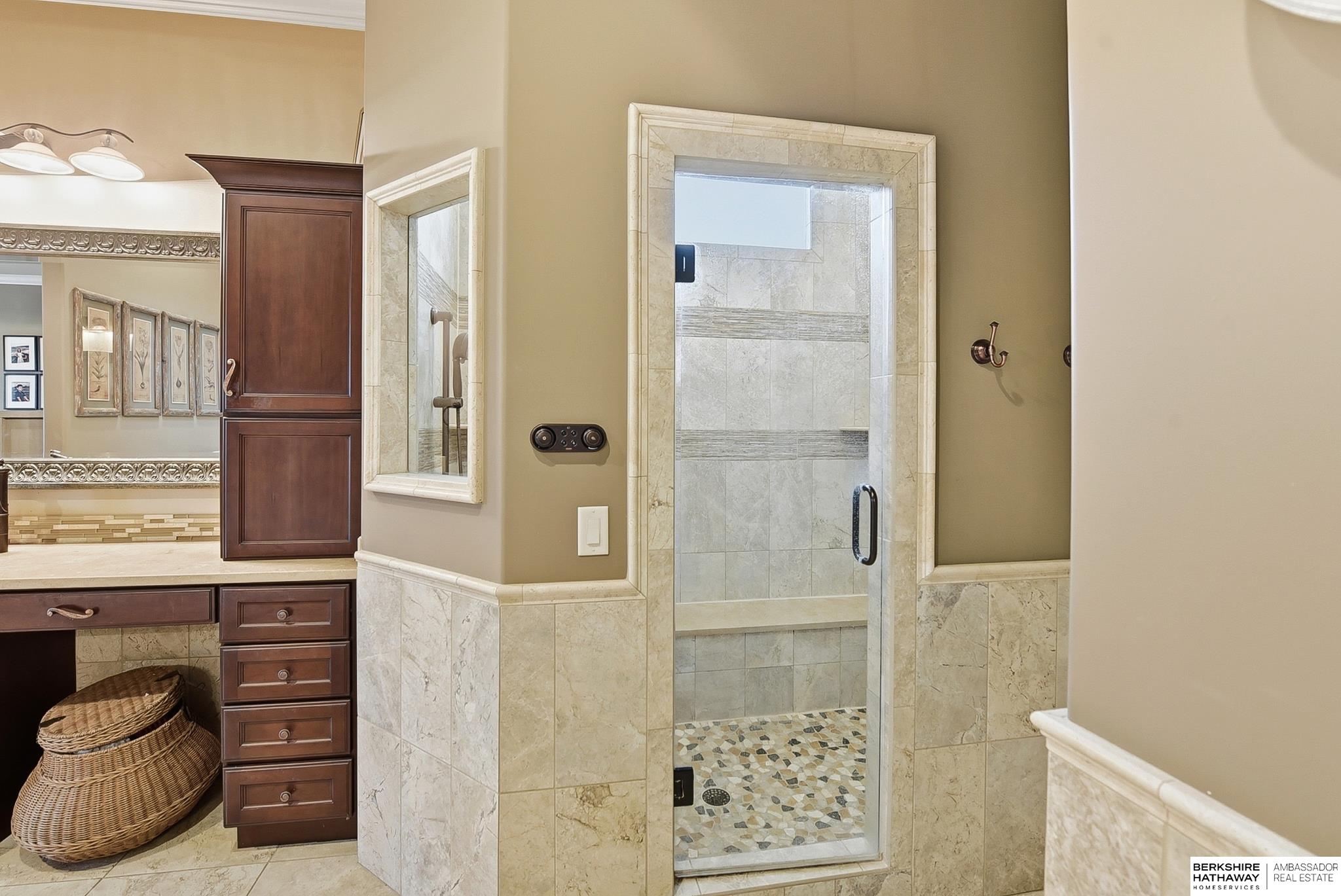 1206 199th Street, Omaha, NE, 68130