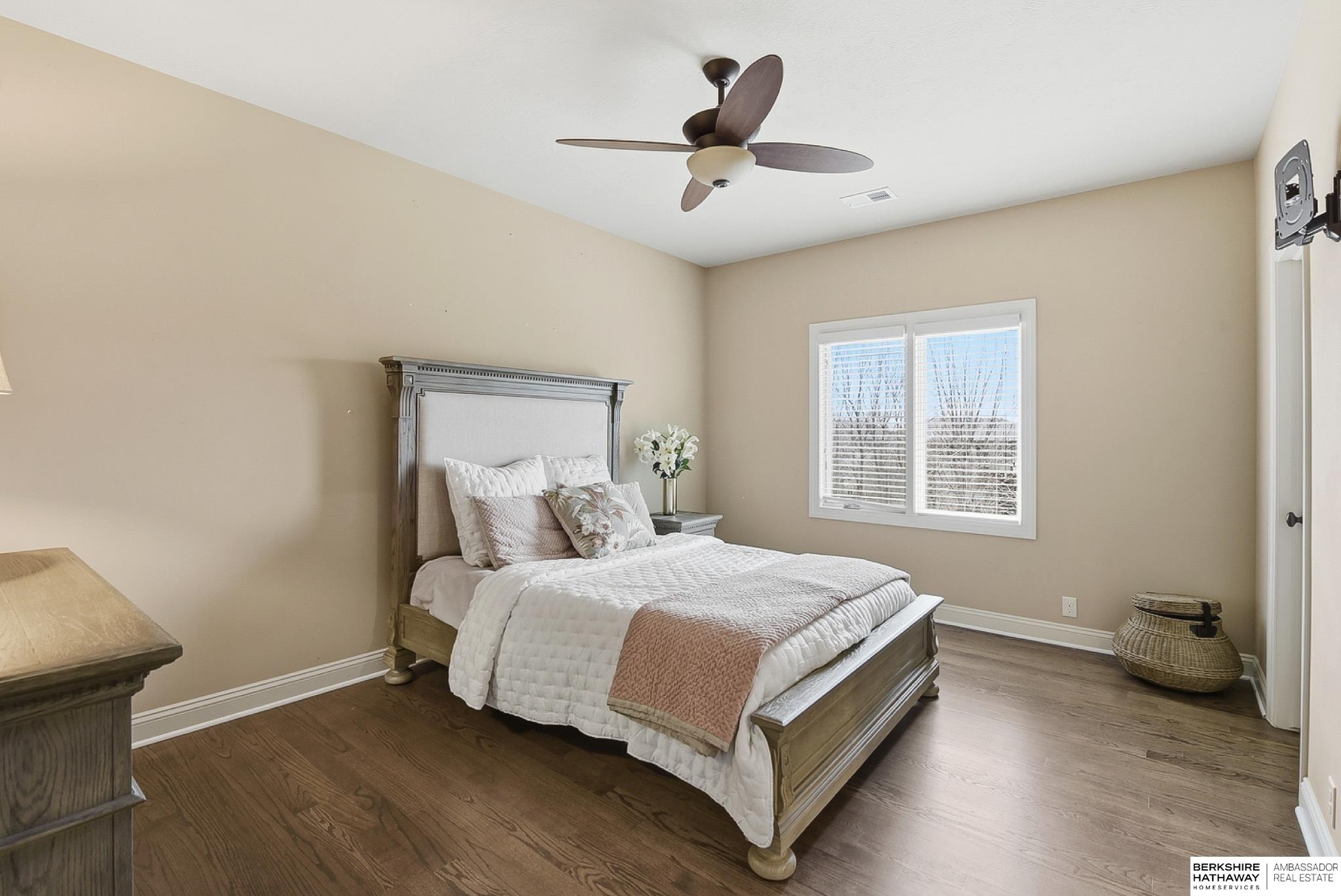 1206 199th Street, Omaha, NE, 68130