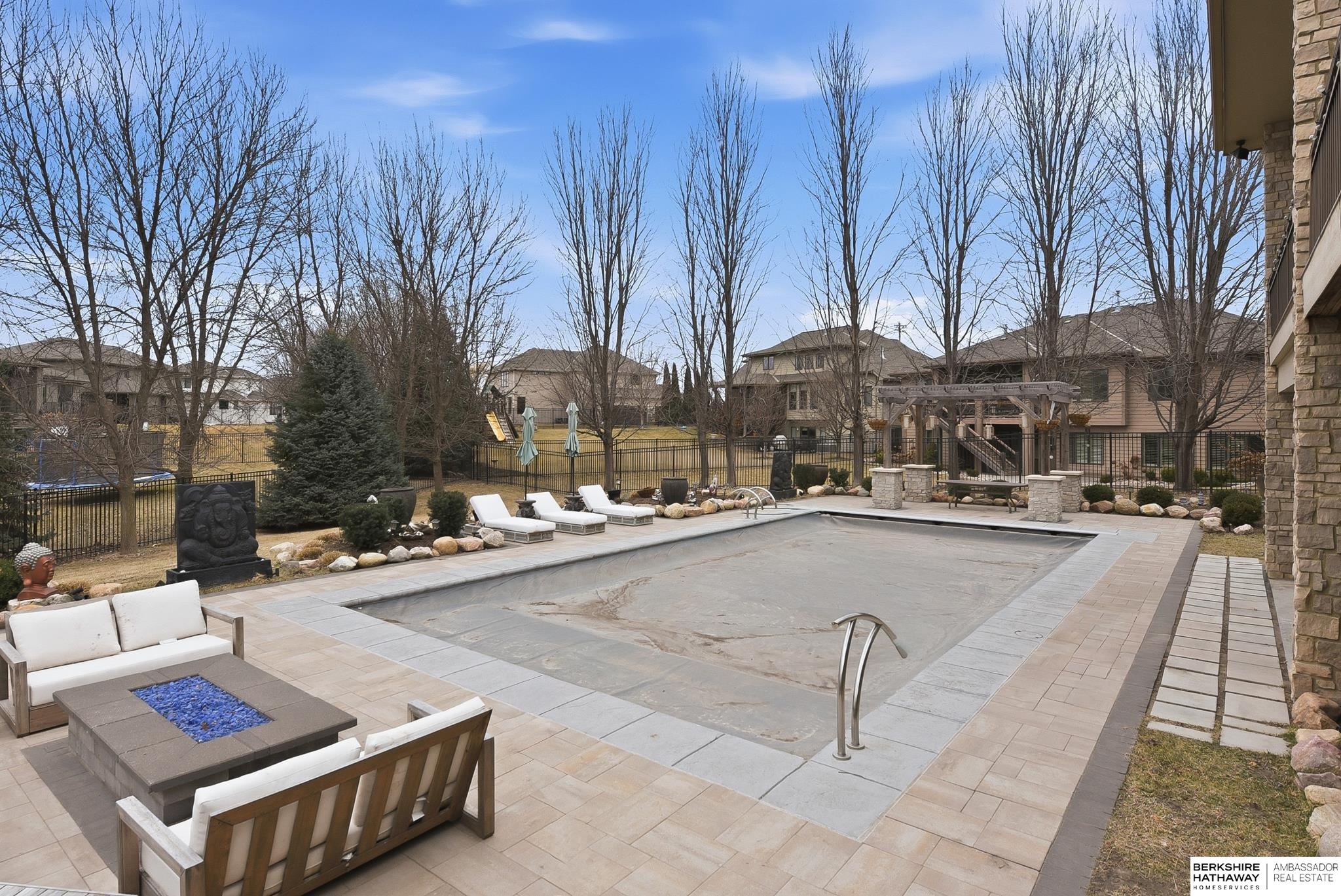 1206 199th Street, Omaha, NE, 68130