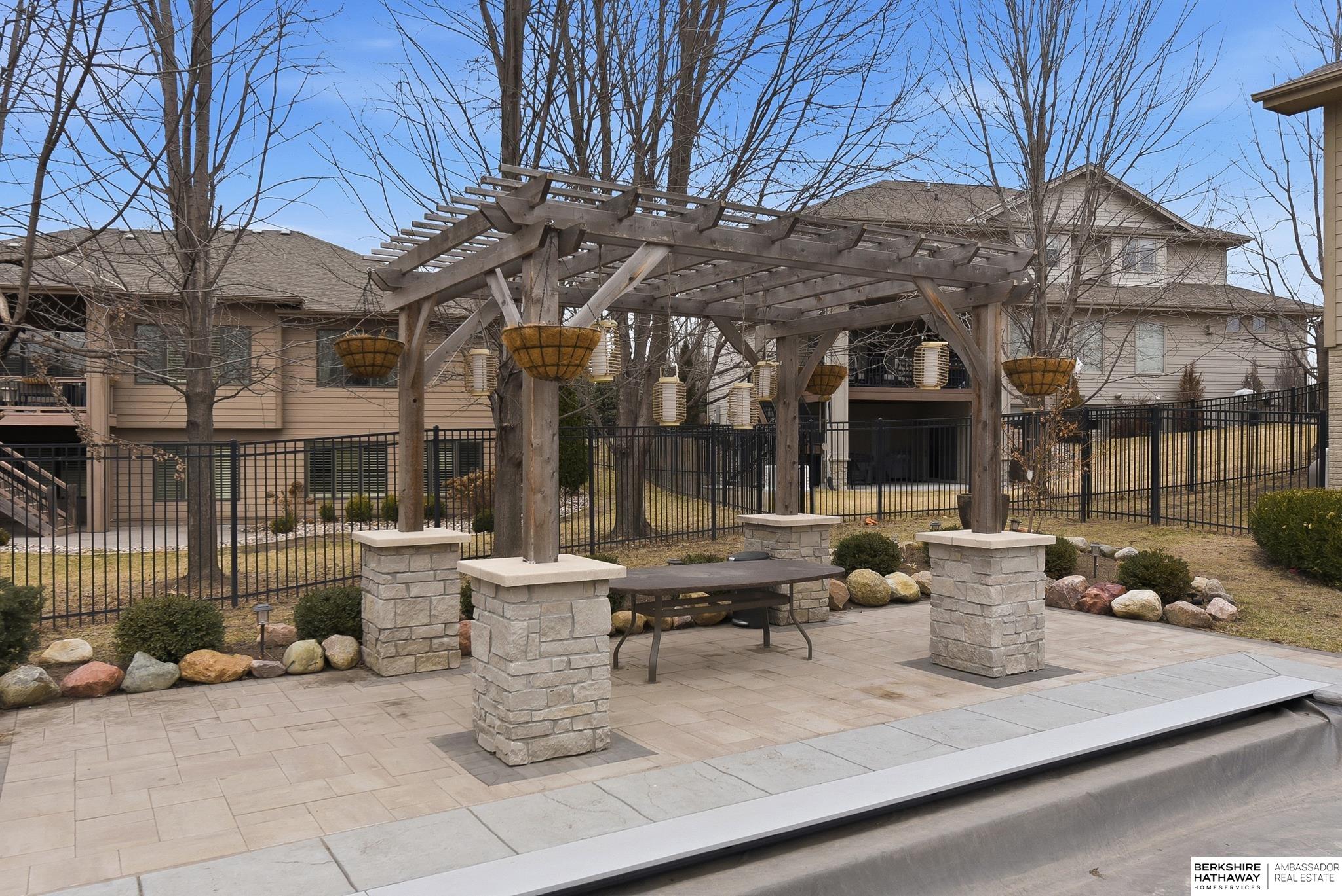 1206 199th Street, Omaha, NE, 68130