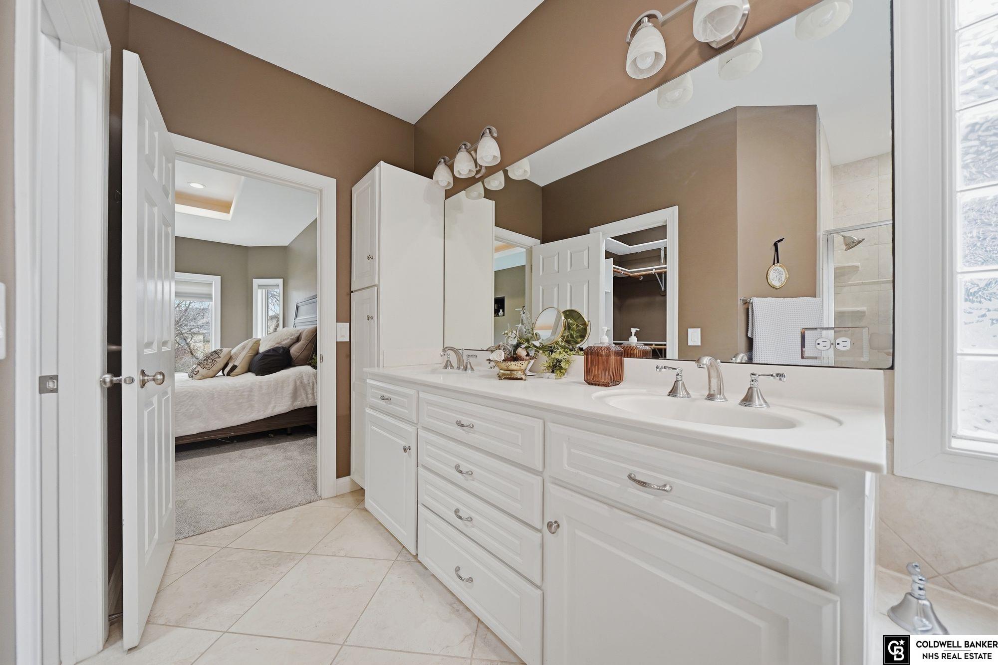 14736 Black Street, Bennington, NE, 68007