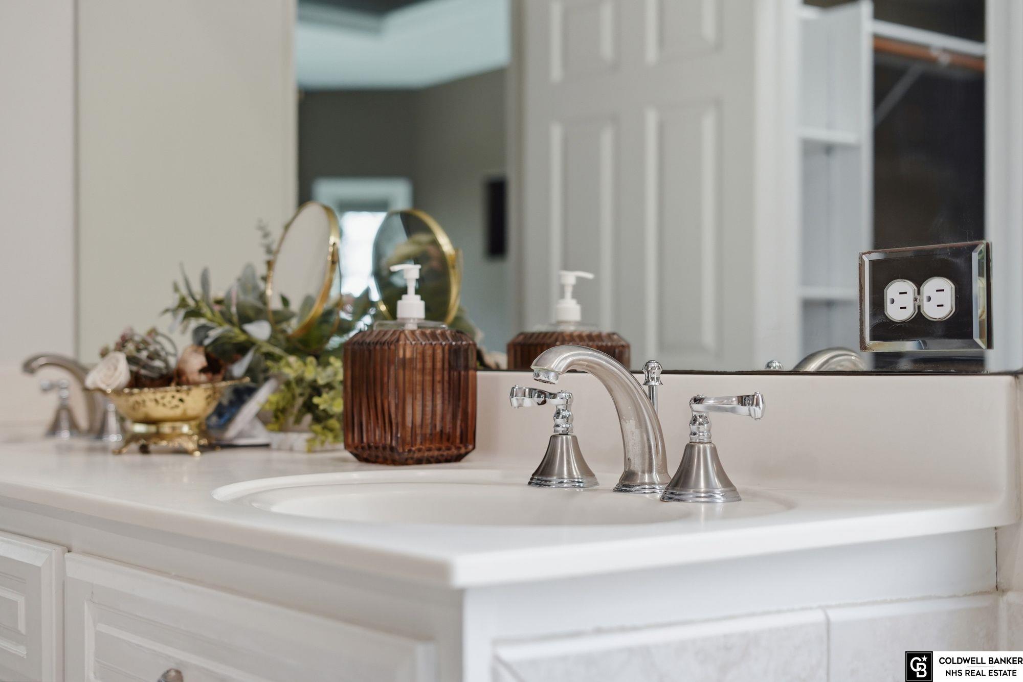 14736 Black Street, Bennington, NE, 68007