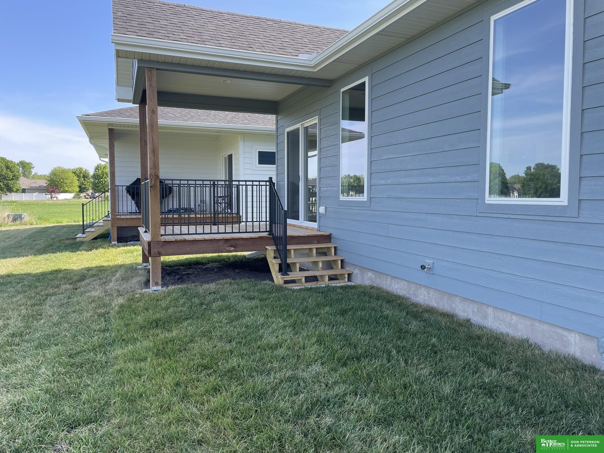 465 Thornbird Drive, Fremont, NE 68025 — MLS #22606215 — photo 16 of 19