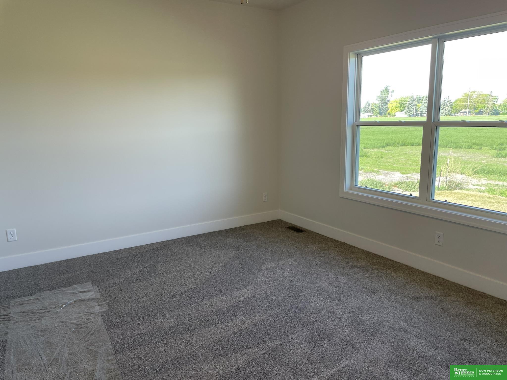 465 Thornbird Drive, Fremont, NE 68025 — MLS #22606215 — photo 9 of 19