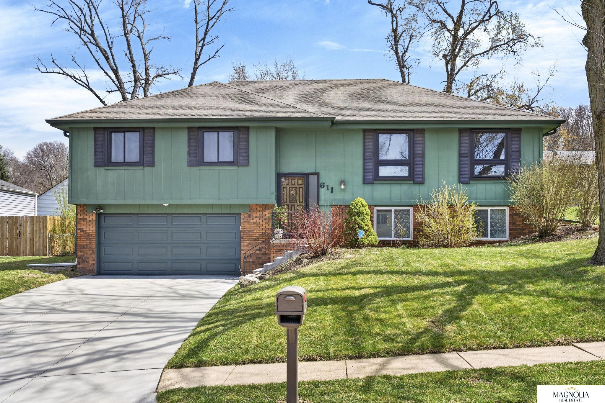 15512 Parker Street, Omaha, NE, 68154