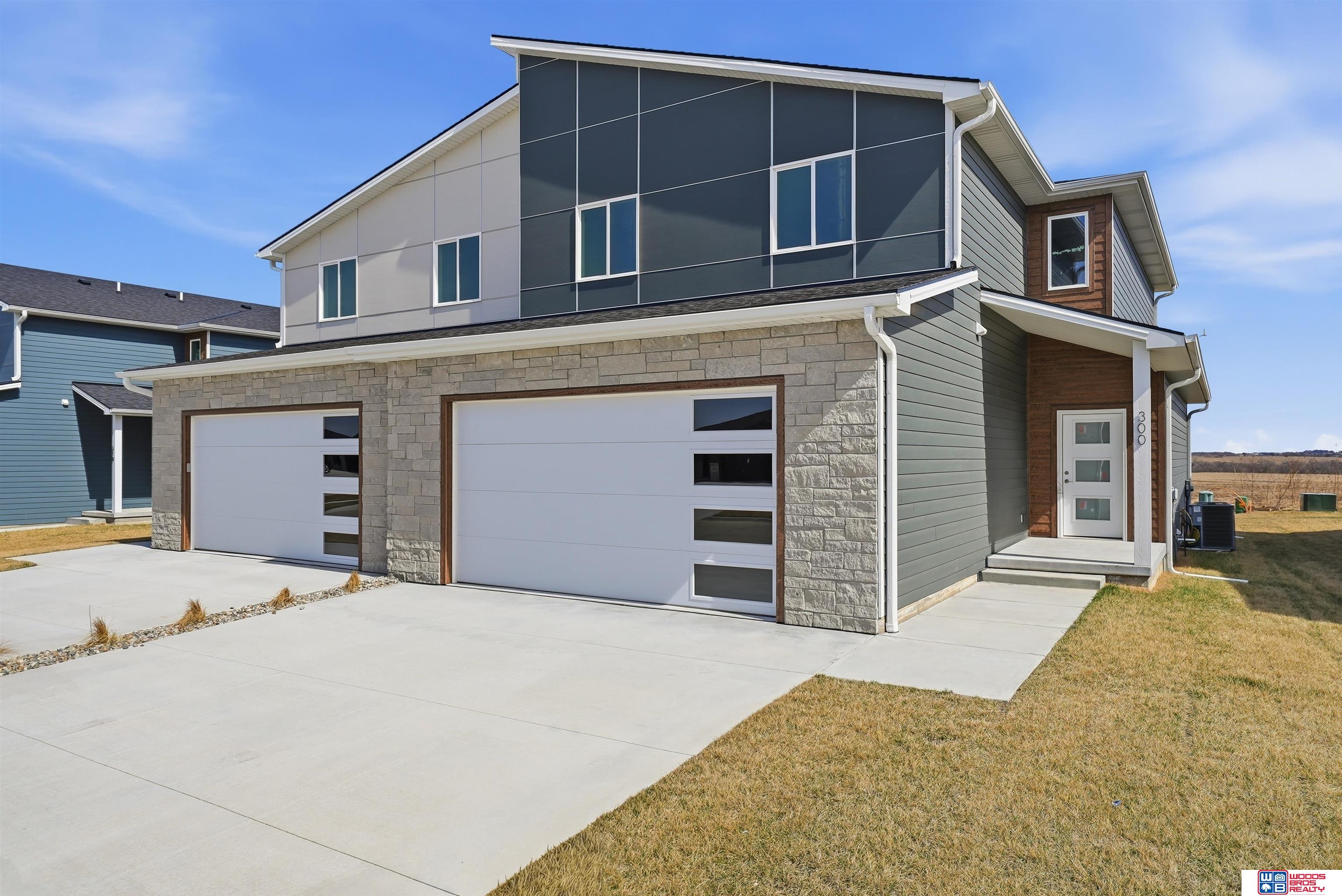 222 105th Street, Lincoln, NE, 68527