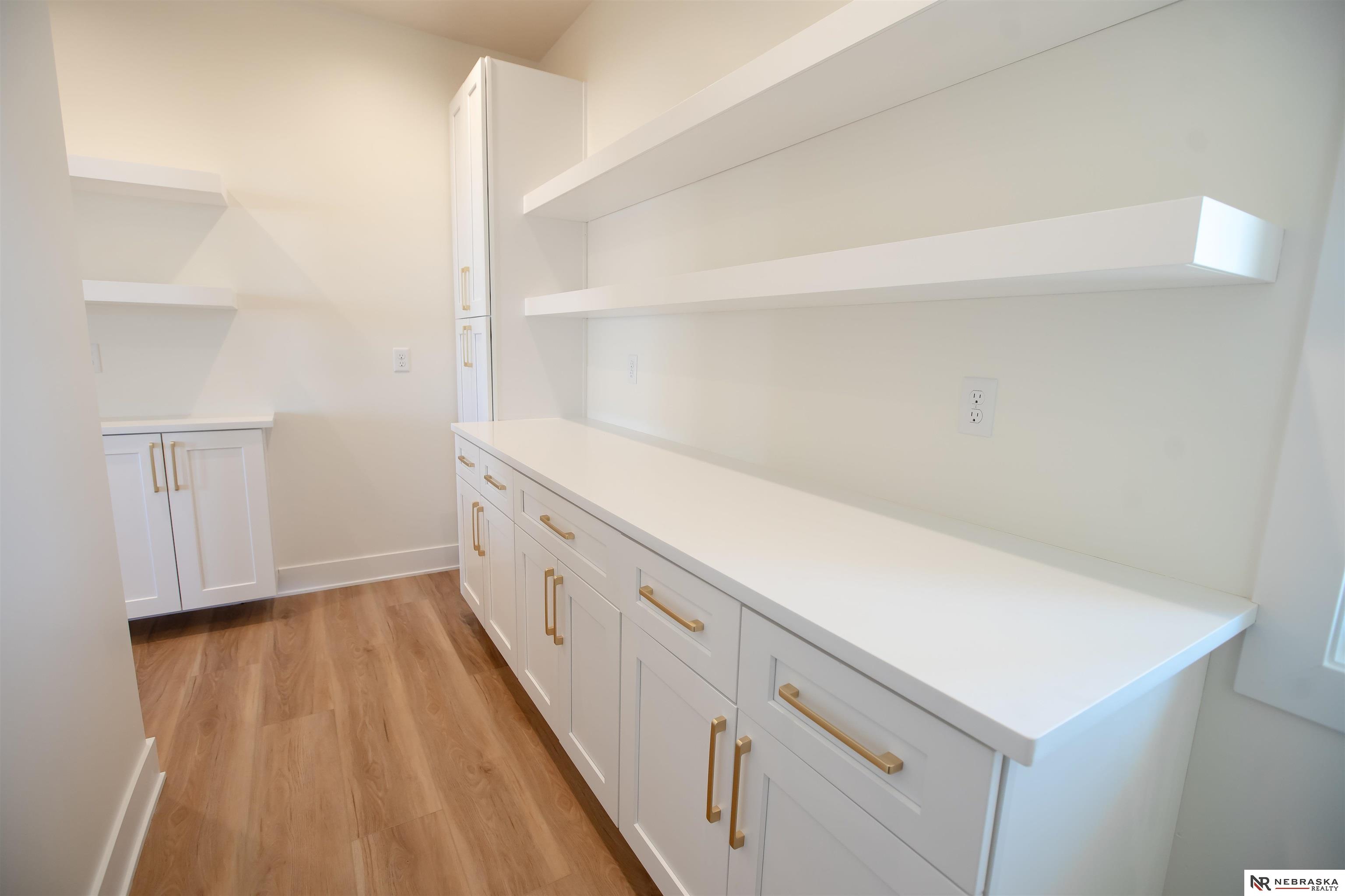 8700 Honeybee Lane, Lincoln, NE, 68526