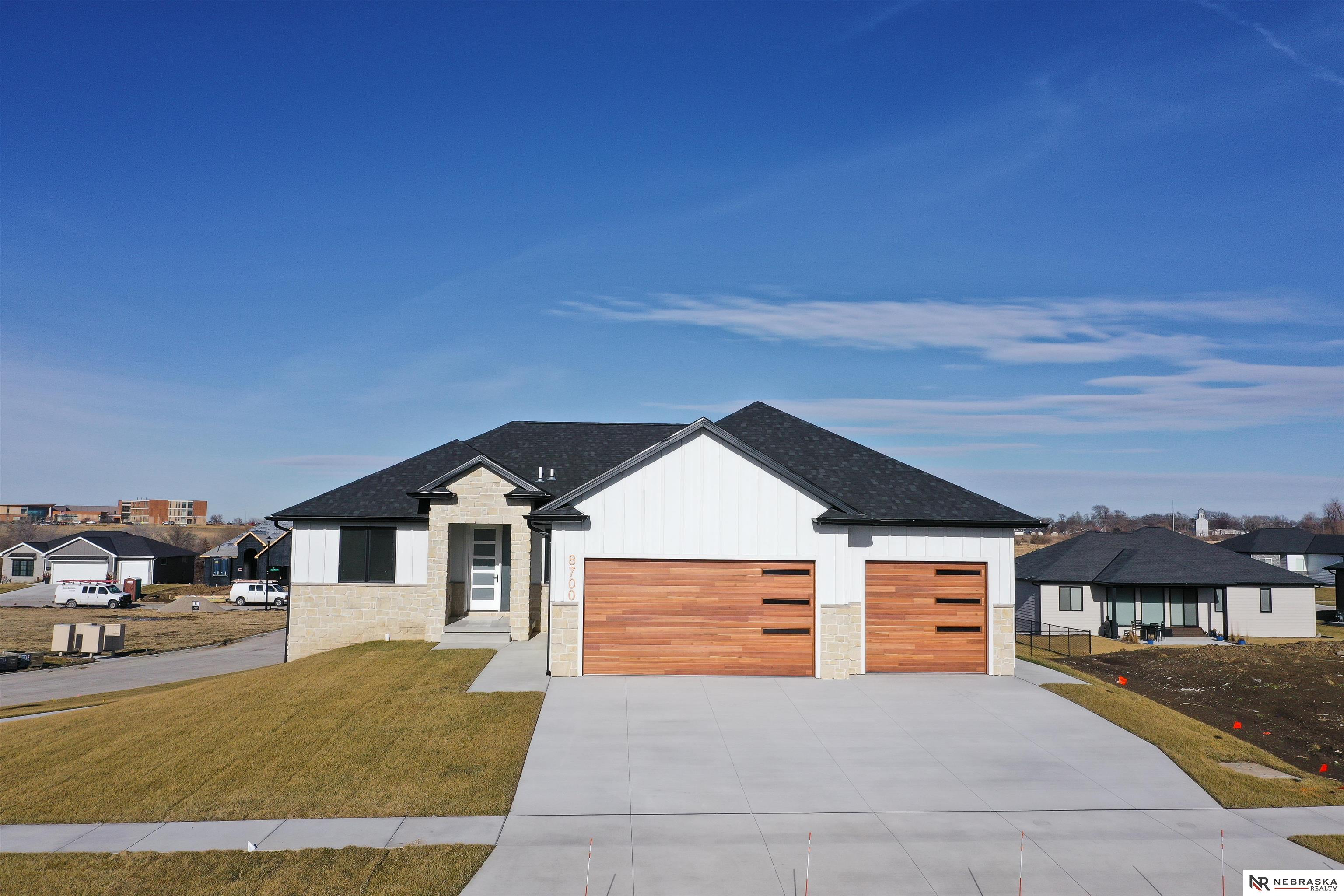 8700 Honeybee Lane, Lincoln, NE, 68526