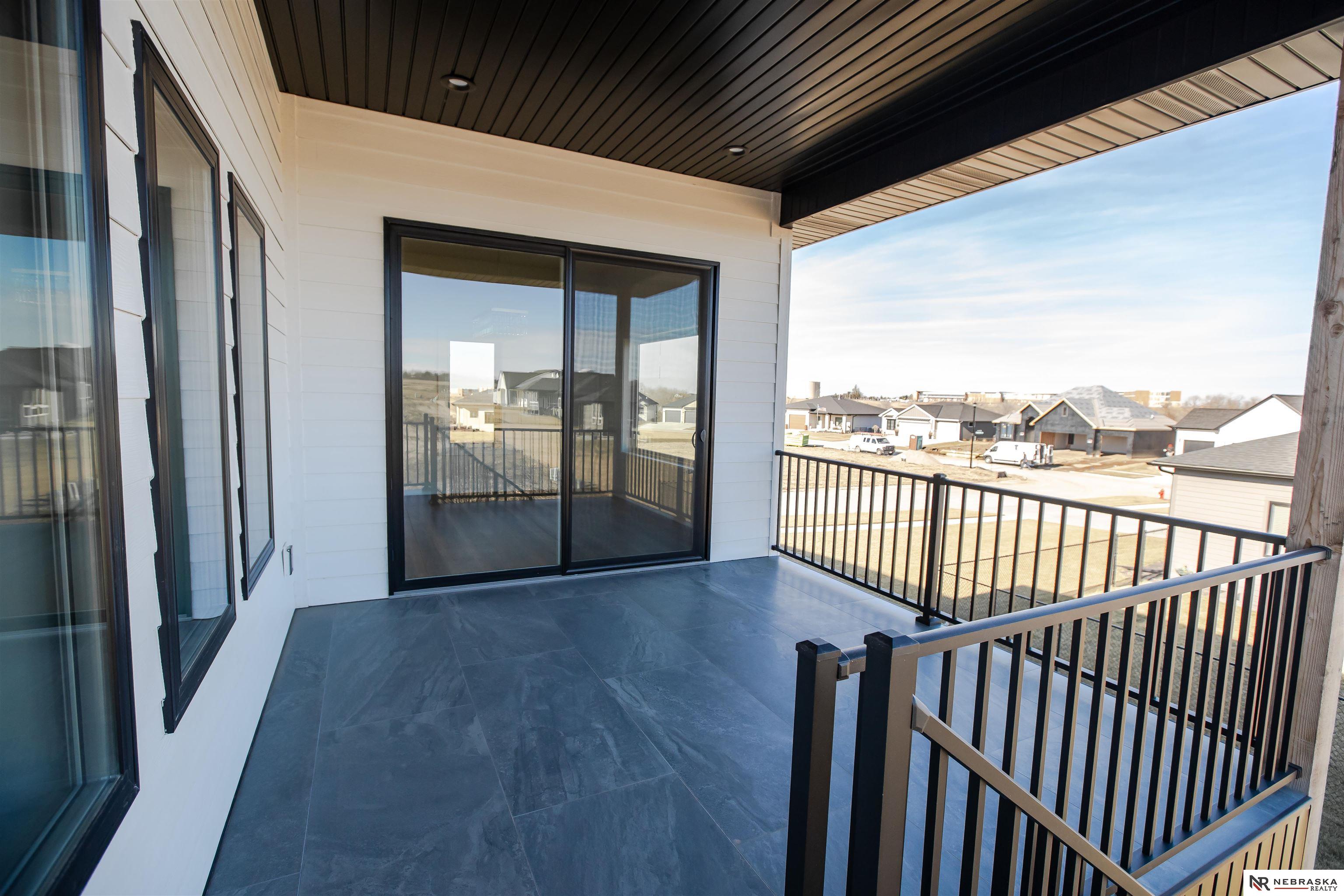 8700 Honeybee Lane, Lincoln, NE, 68526