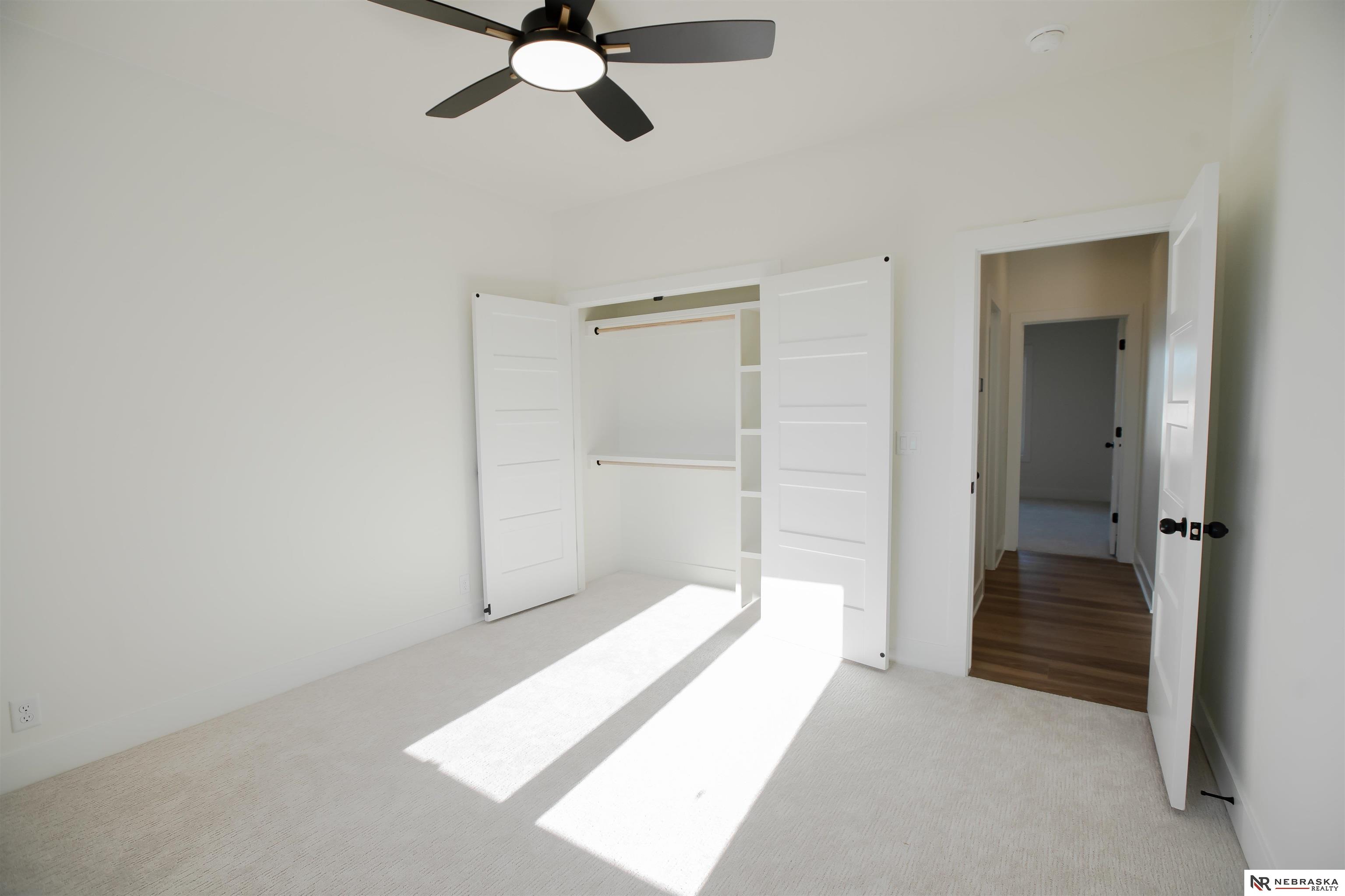 8700 Honeybee Lane, Lincoln, NE, 68526